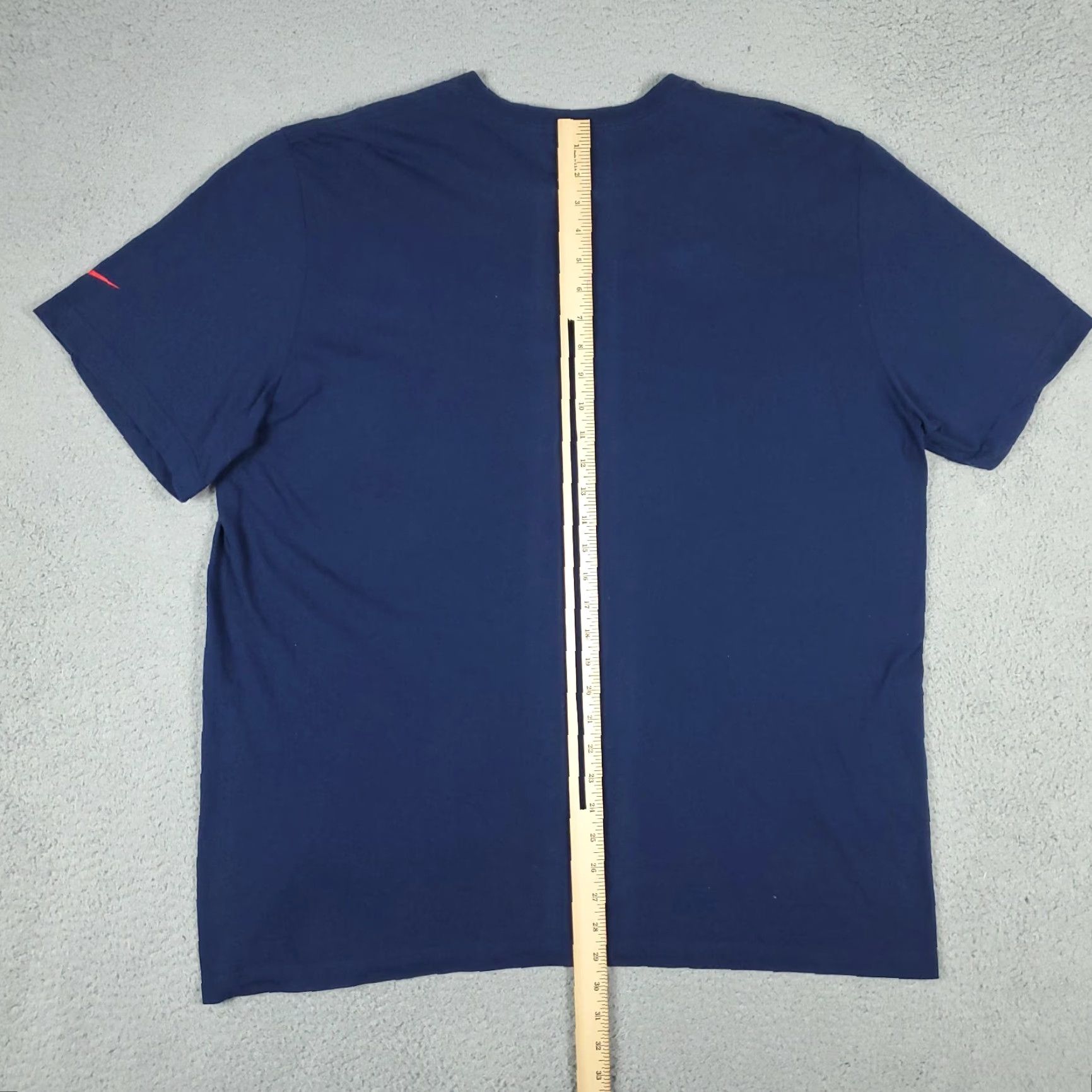 Nike VINTAGE Nike New England Patriots T-Shirt Navy Blue Adult 2XL Navy Blue Logo Patriotic Mens Size US XXL / EU 58 / 5 - 5 Thumbnail