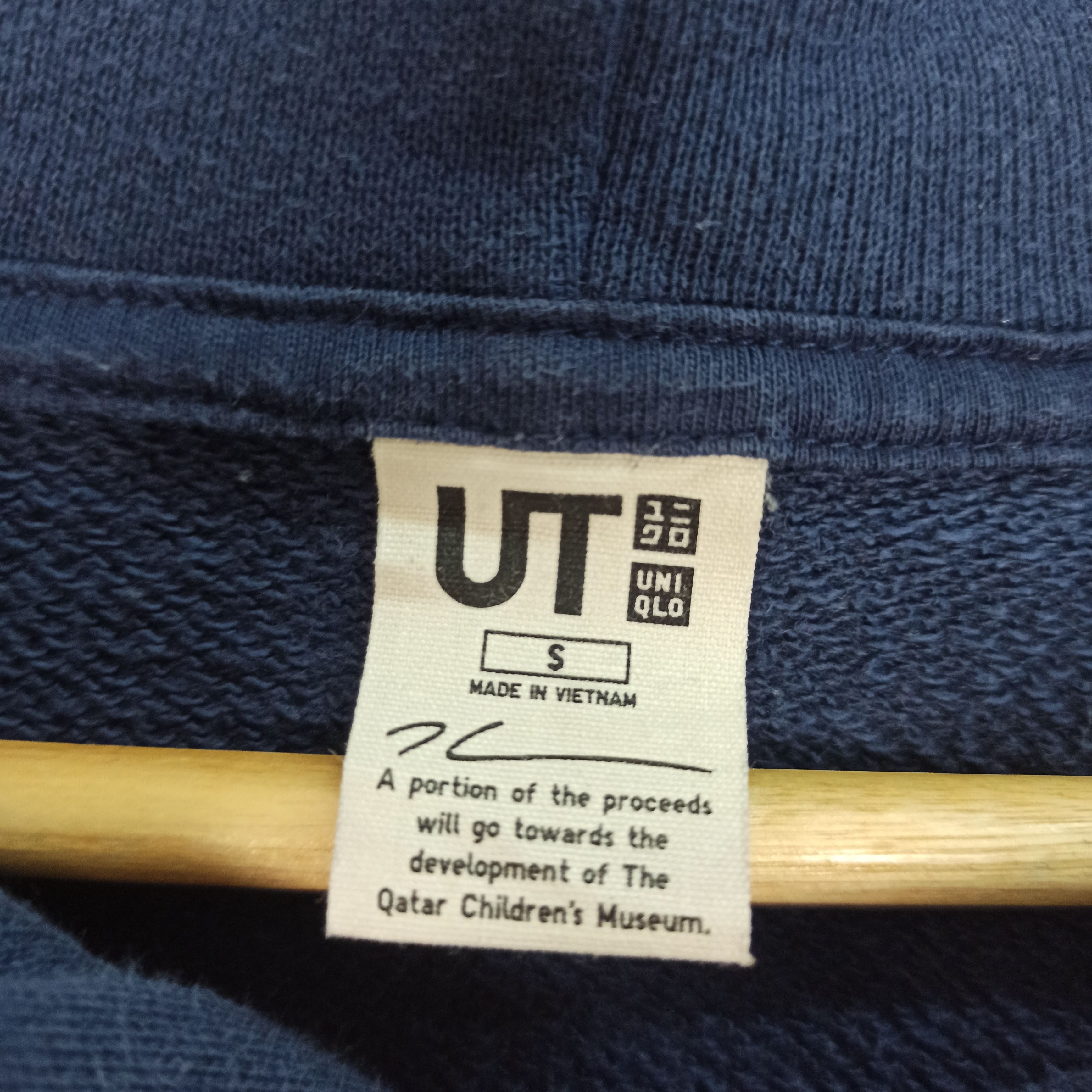 Uniqlo Jeff Knoons Rabbit Sweatshirt Hoodie Size US S / EU 44-46 / 1 - 10 Thumbnail