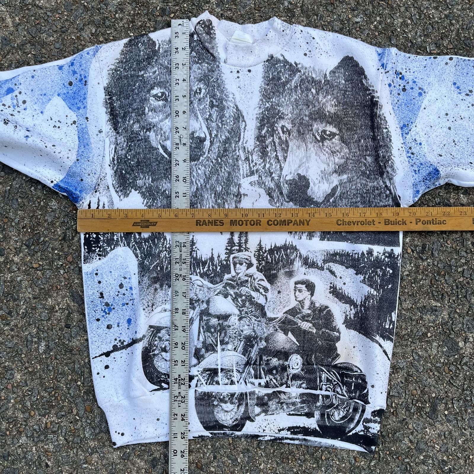 Vintage Vintage 90s All Over Print Wolf Motorcycle Nature Sweatshirt Size US M / EU 48-50 / 2 - 3 Thumbnail