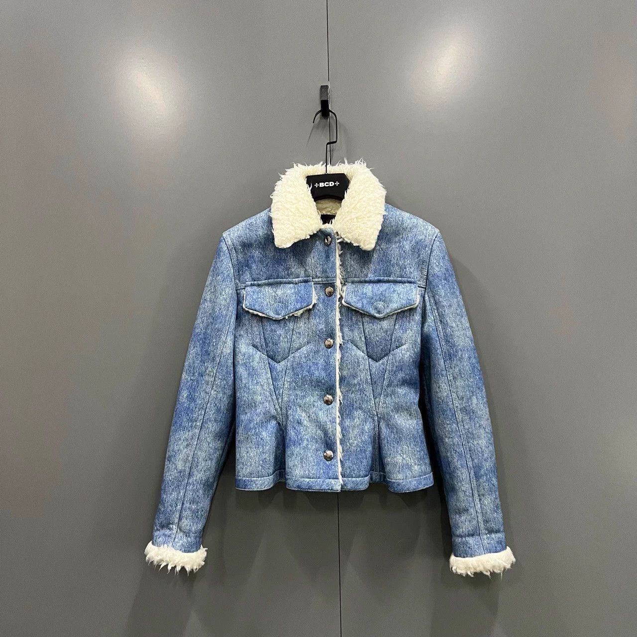Louis Vuitton LV Denim Jacket Fleece Lined 36 New Size XS / US 0-2 / IT 36-38 - 1 Thumbnail
