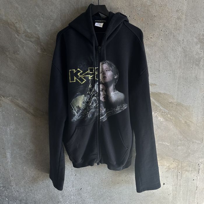 Vetements Vetements AW17 Kiss Titanic Split Logo Hoodie | Grailed