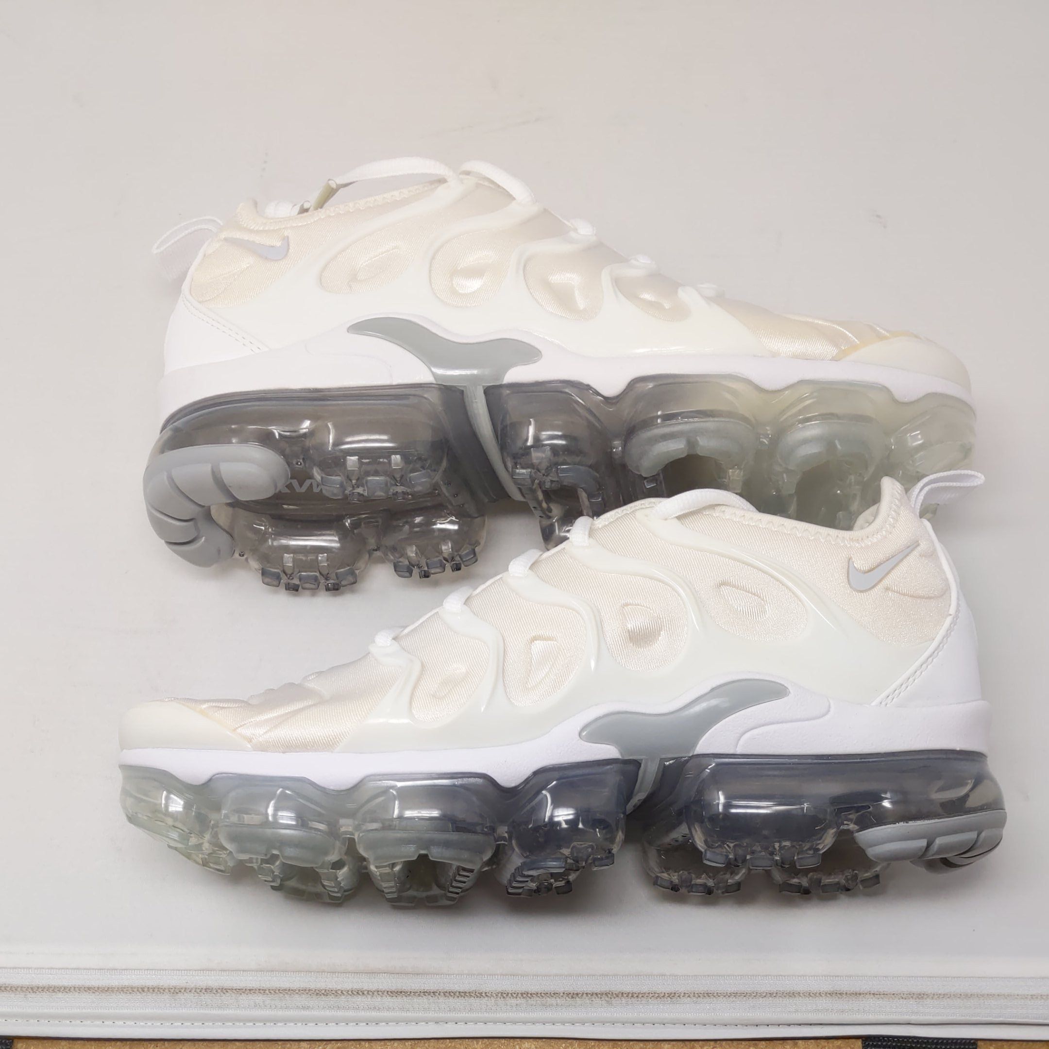 Nike Air VaporMax Plus Wolf Grey