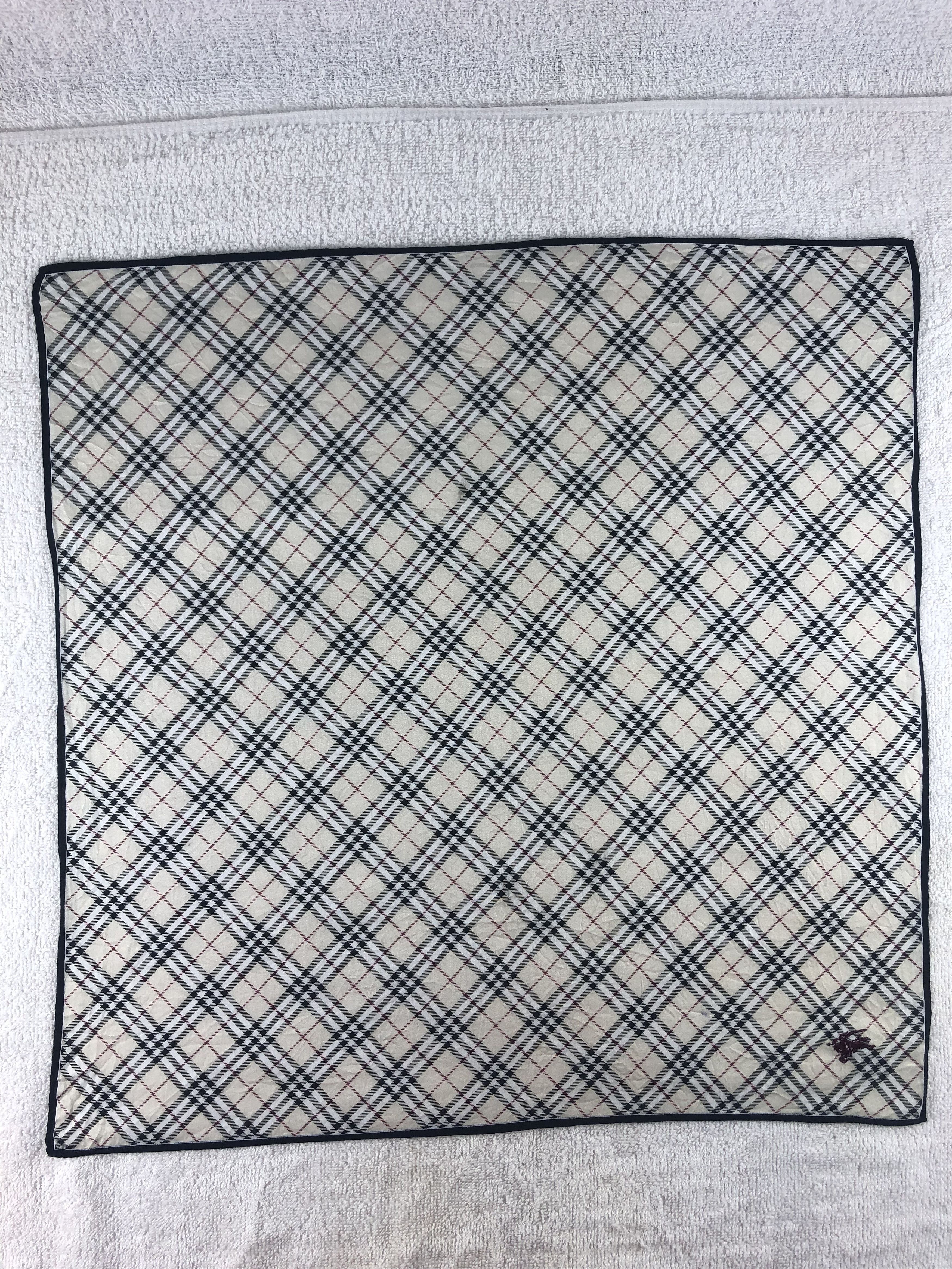 Burberry Burberry Handkerchief / Bandana / Neckerchief Size ONE SIZE - 3 Thumbnail