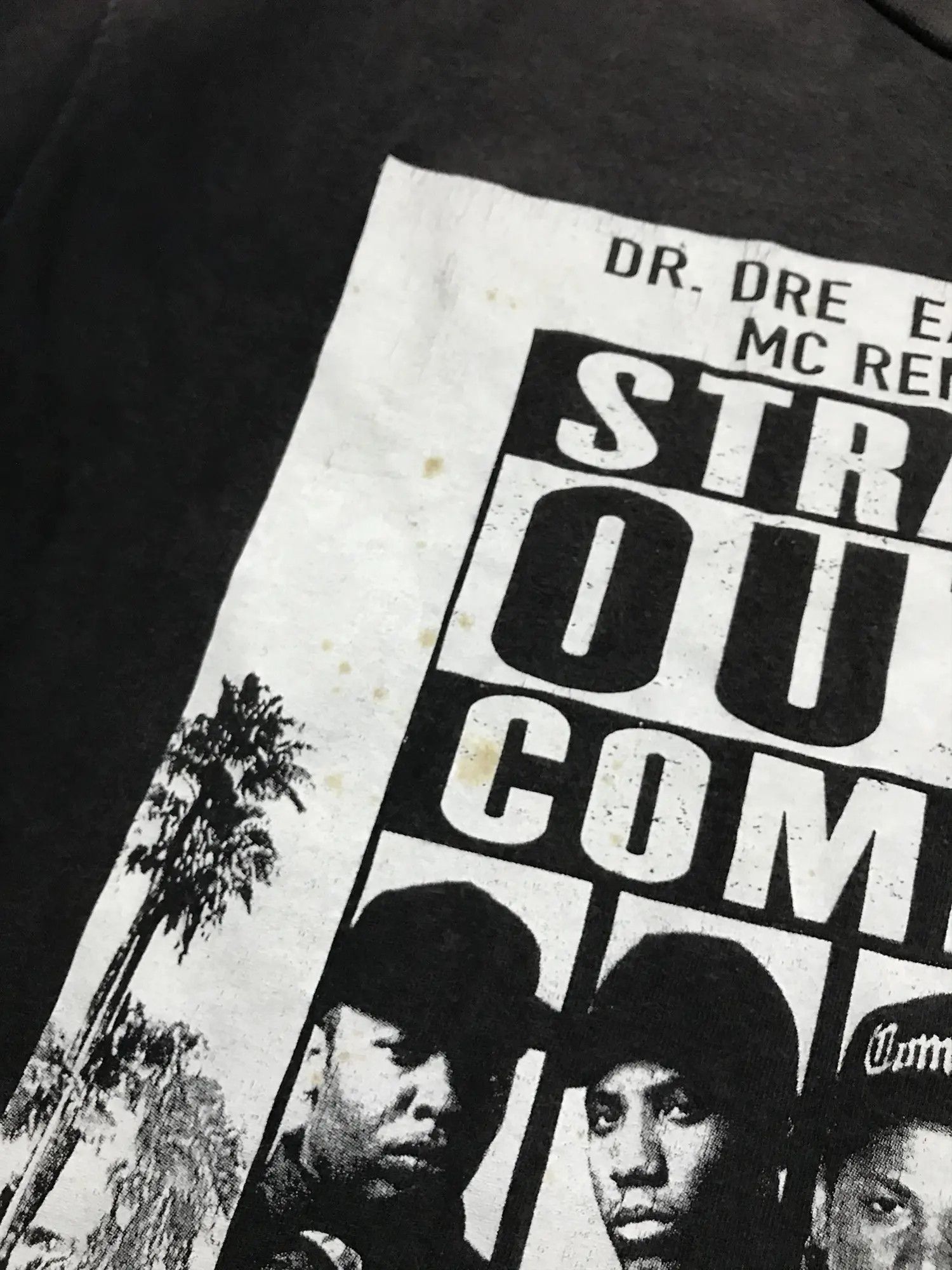 Vintage NWA Eazy-E Snoop Ice Cube Sun Faded Tee Size US L / EU 52-54 / 3 - 9 Thumbnail
