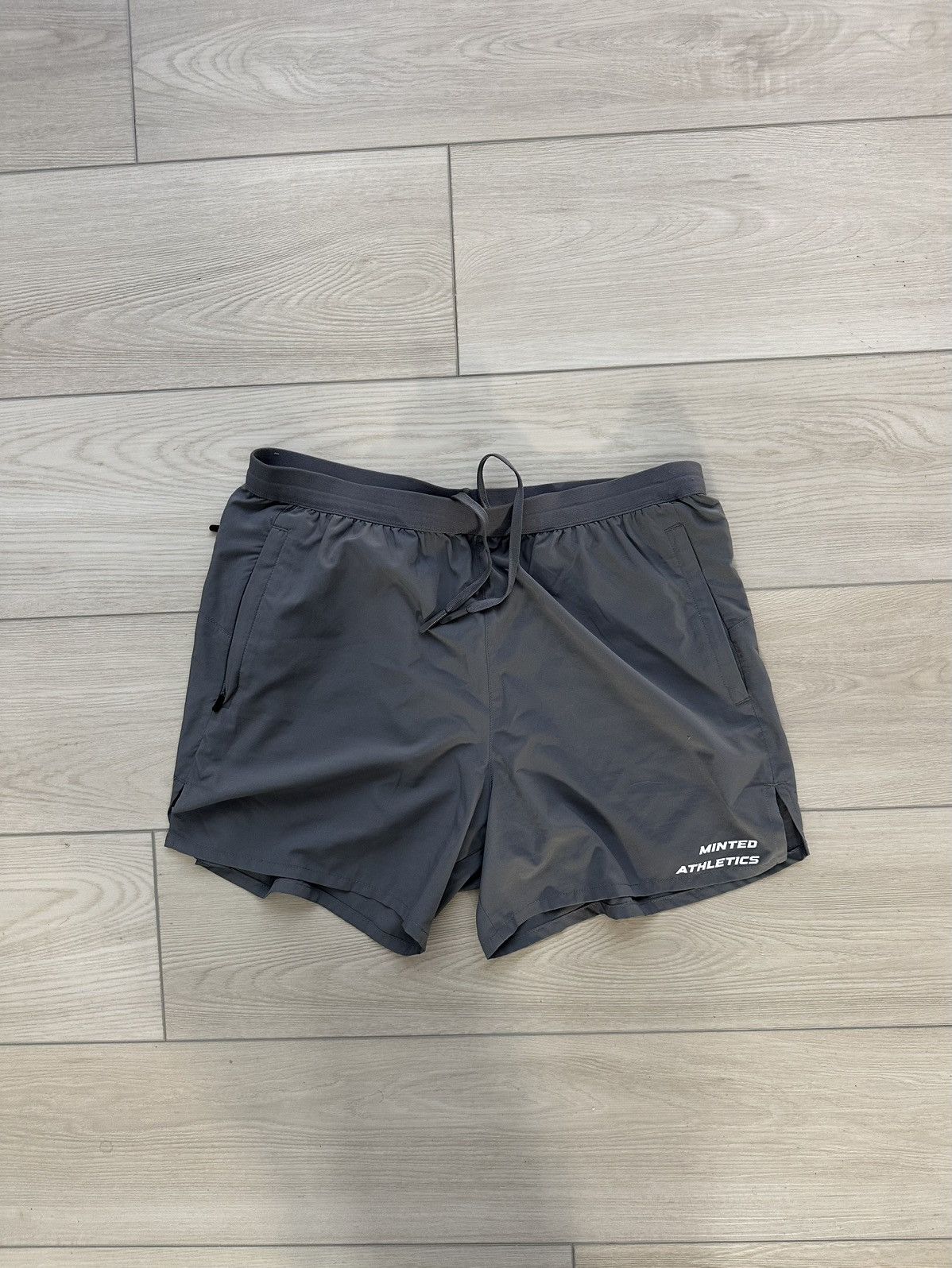 Minted New York Minted MY 4in running short grey Size US 30 / EU 46 - 1 Thumbnail