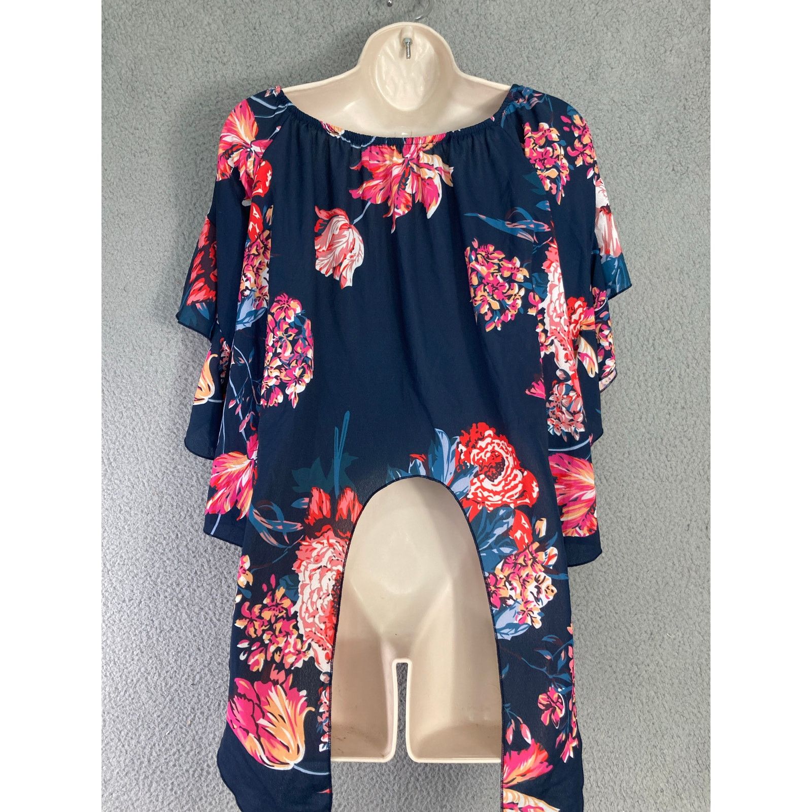 Other Women's Off Shoulder Floral Bell Sleeve Blouse Size S Size S / US 4 / IT 40 - 8 Thumbnail