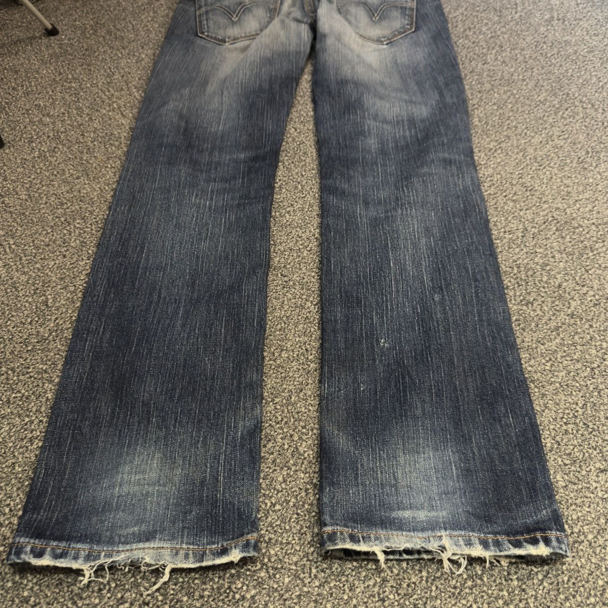 Beauty Beast Levis 511 Slim Cut Distressed Denim Size US 30 / EU 46 - 10 Thumbnail