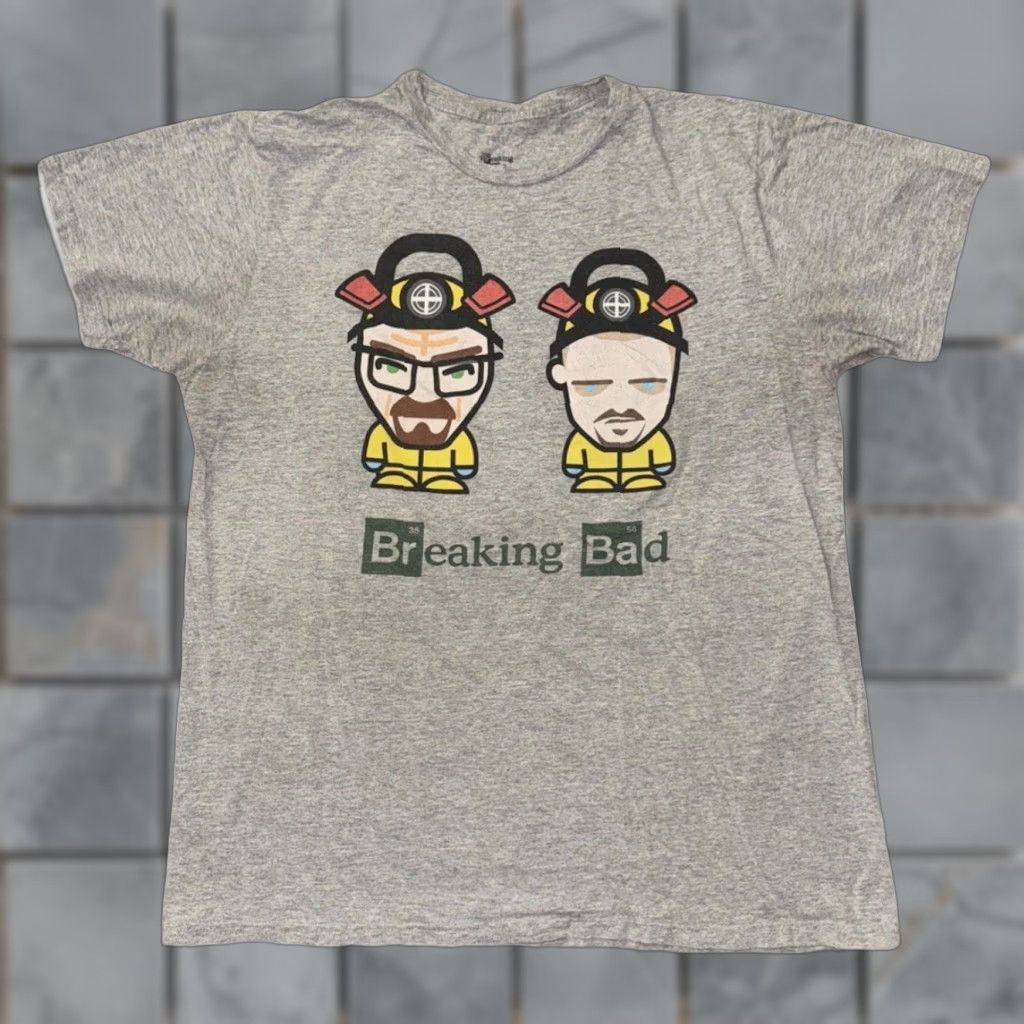 Vintage VINTAGE Breaking Bad T-Shirt Gray XL Chibi Cartoon Crew Neck Short Sleeve Distressed 22x27 Mens Pop Culture Graphic Print Size US XL / EU 56 / 4 - 1 Thumbnail