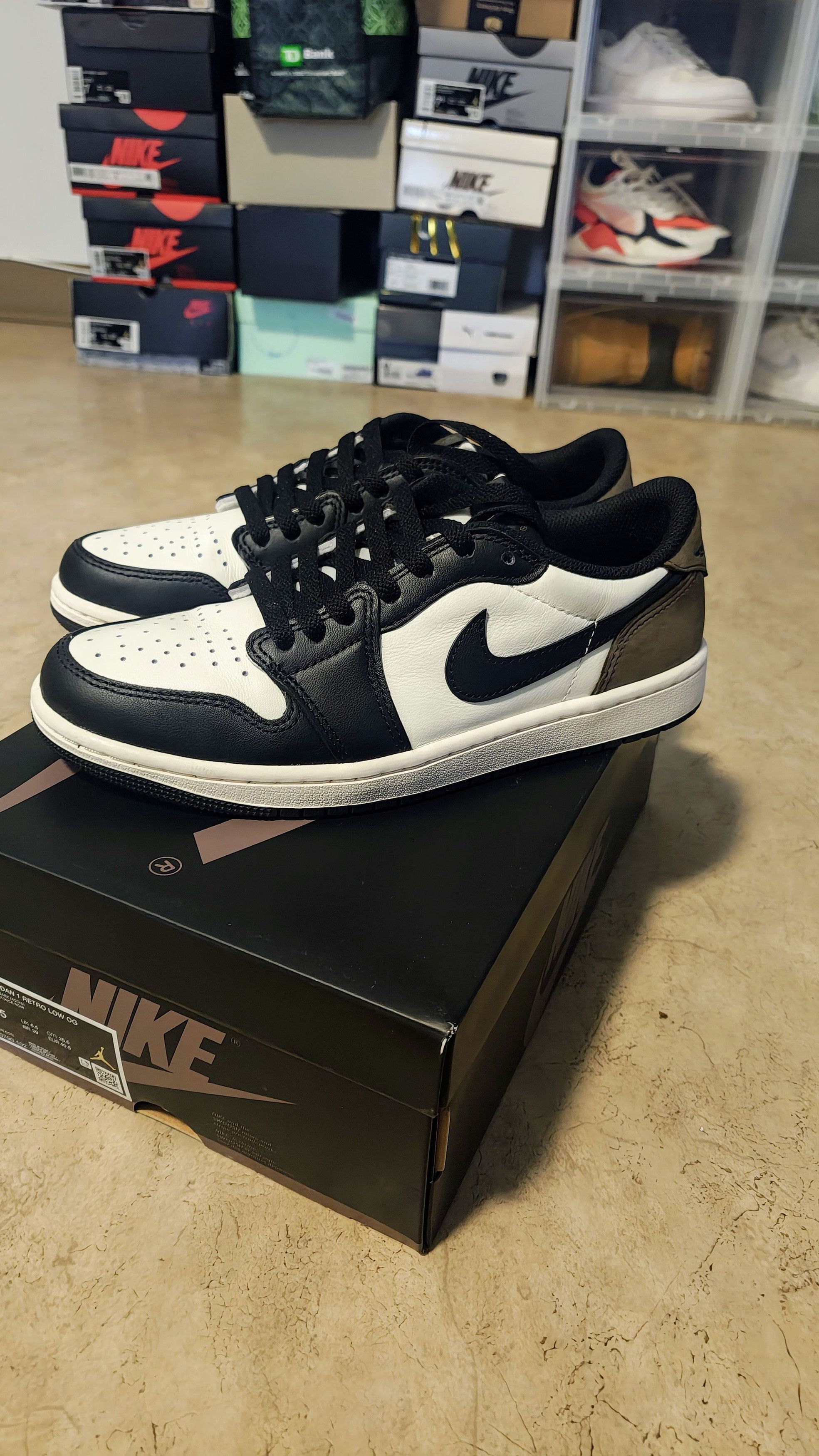 Jordan Brand Jordan 1 low OG mocha Size US 7.5 / EU 40-41 - 2 Thumbnail