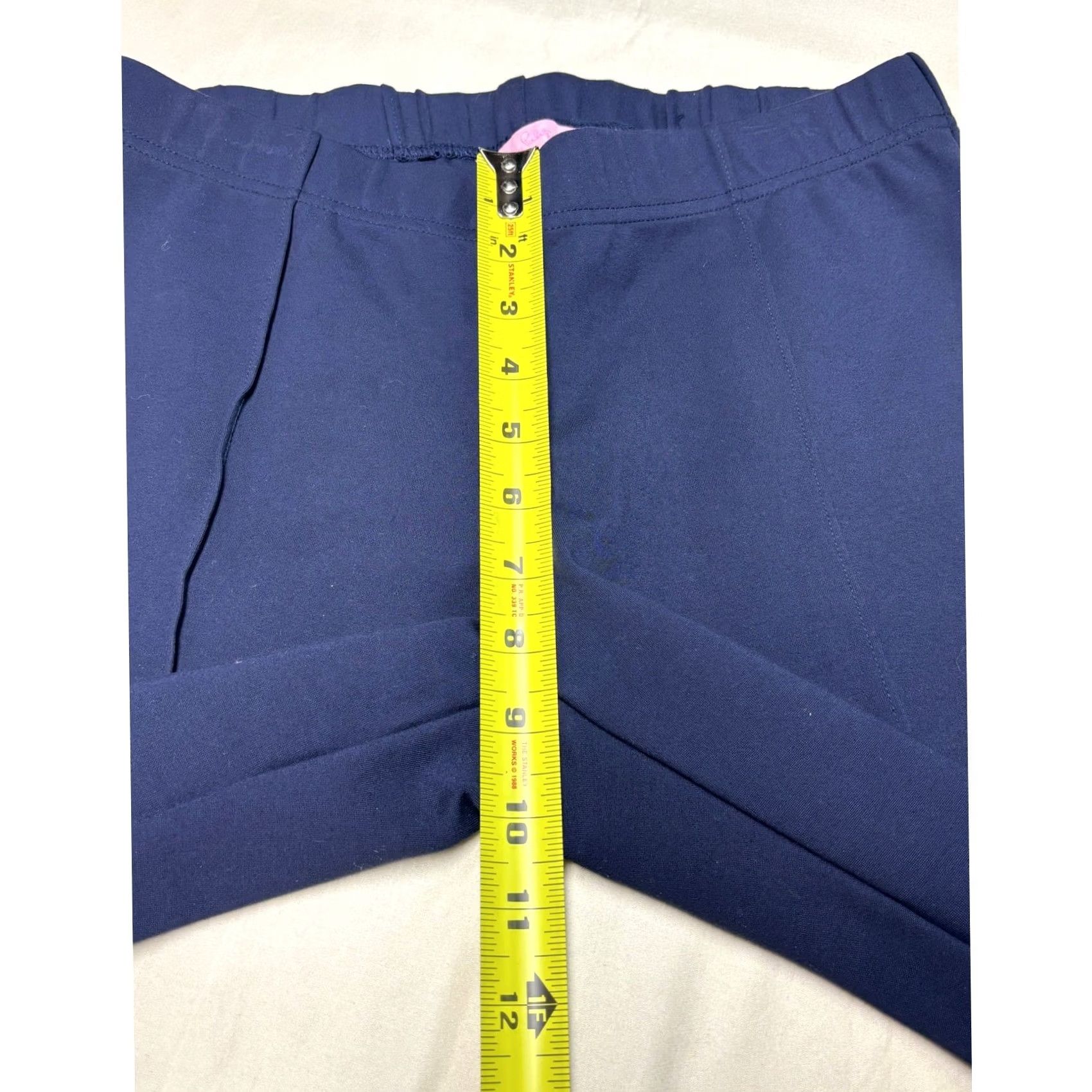 Lilly Pulitzer Lilly Pulitzer Blue Navy Knit Pants Flat Front Stretch Belted Elastic Waist Classic Fit L Women’s 32W 27Inseam Style 42447 Size 36" / US 14 / IT 50 - 7 Thumbnail