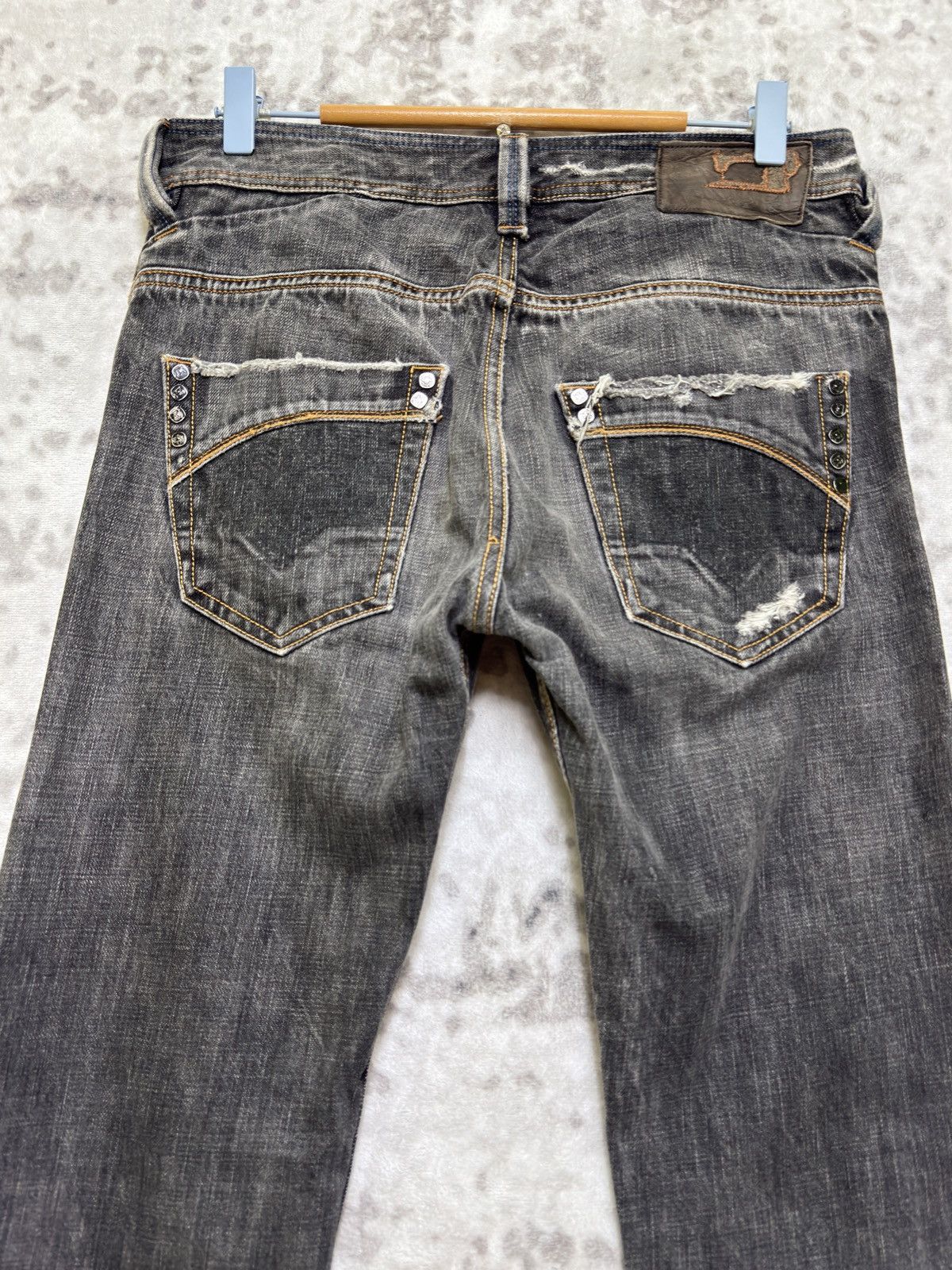 Diesel Vintage Diesel Industry Distressed Ripped Claw Mark Denim Size US 30 / EU 46 - 10 Thumbnail