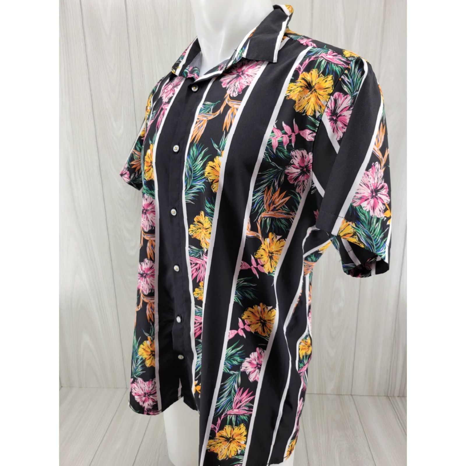 Prince Fresh Prince Of Bel Air Barque Hawaii Aloha Shirt Button-Down Men L Multicolor Size US L / EU 52-54 / 3 - 2 Thumbnail