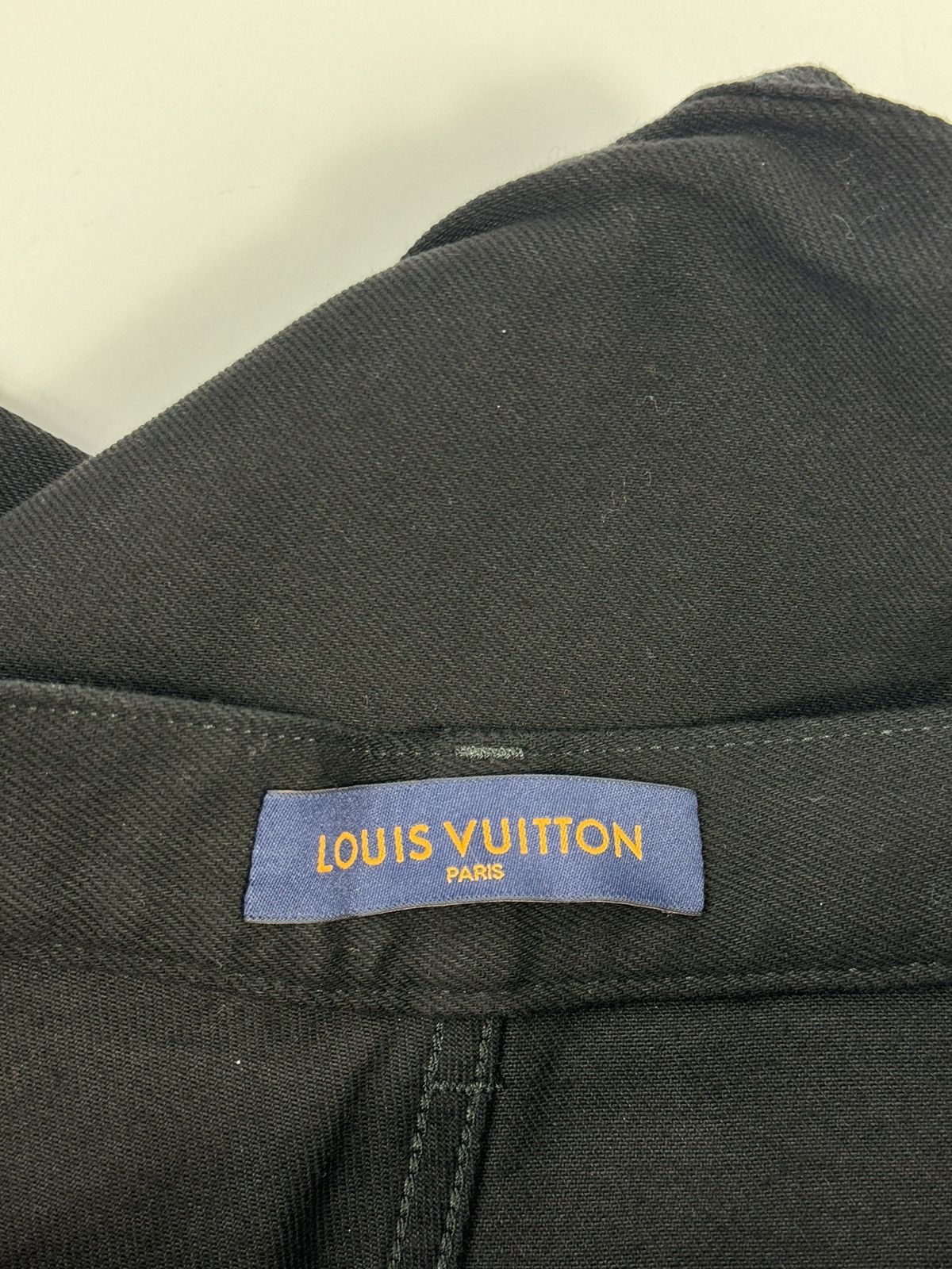 Louis Vuitton MONOGRAM PRINT DENIM CARGO TROUSERS Size US 34 / EU 50 - 9 Thumbnail