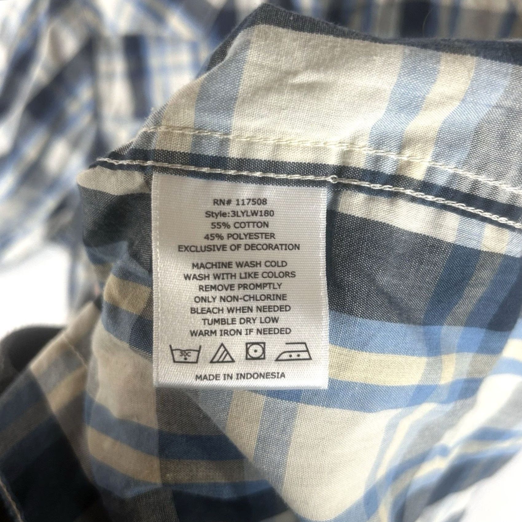 Levi's Levis Pearl Snap Western Shirt Mens L Blue Plaid Long Sleeve Modern Fit L/S Size US L / EU 52-54 / 3 - 4 Thumbnail