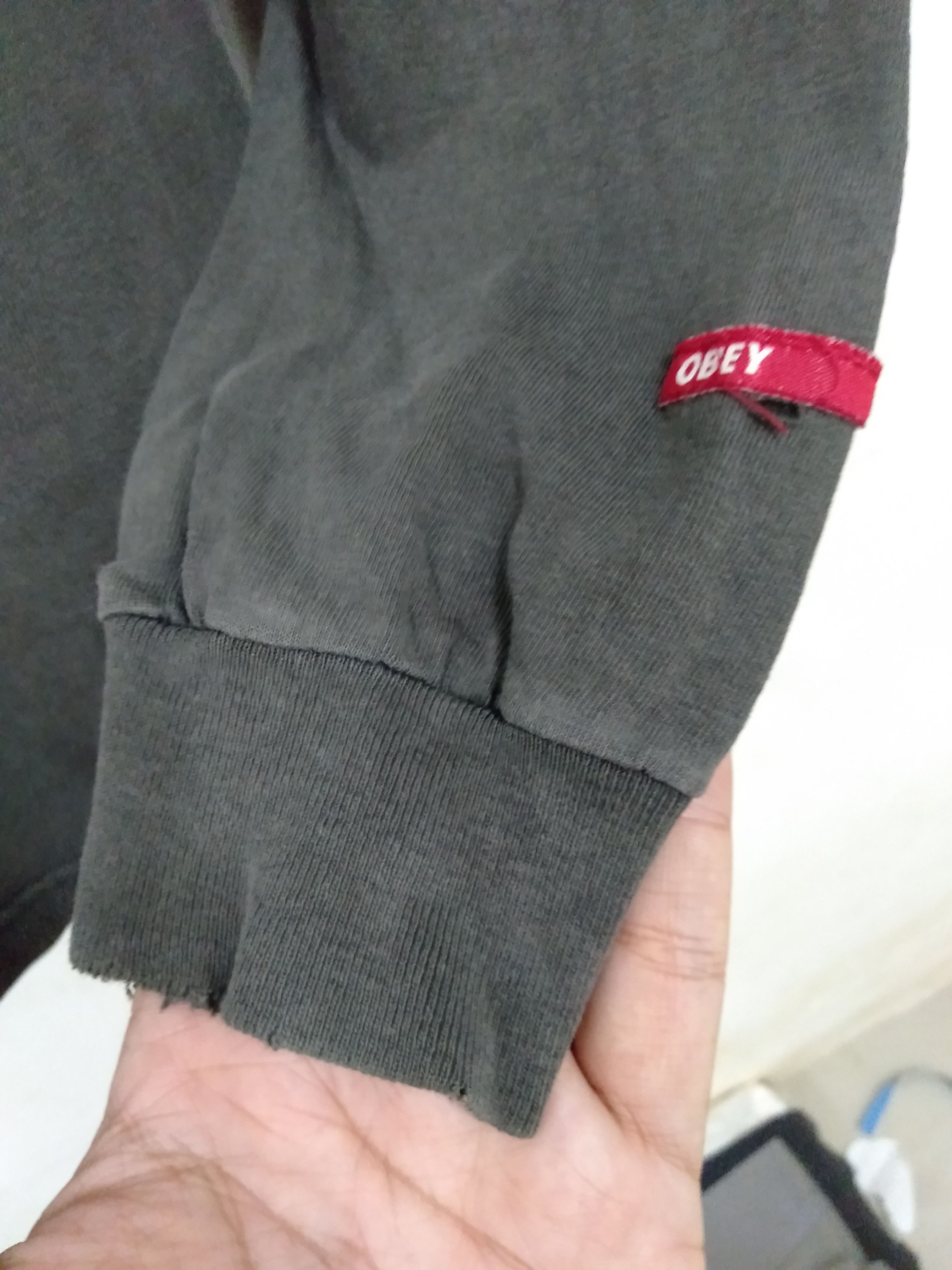 Obey Vintage 90s Obey Box logo longsleeve distressed t shirt Size US M / EU 48-50 / 2 - 5 Thumbnail
