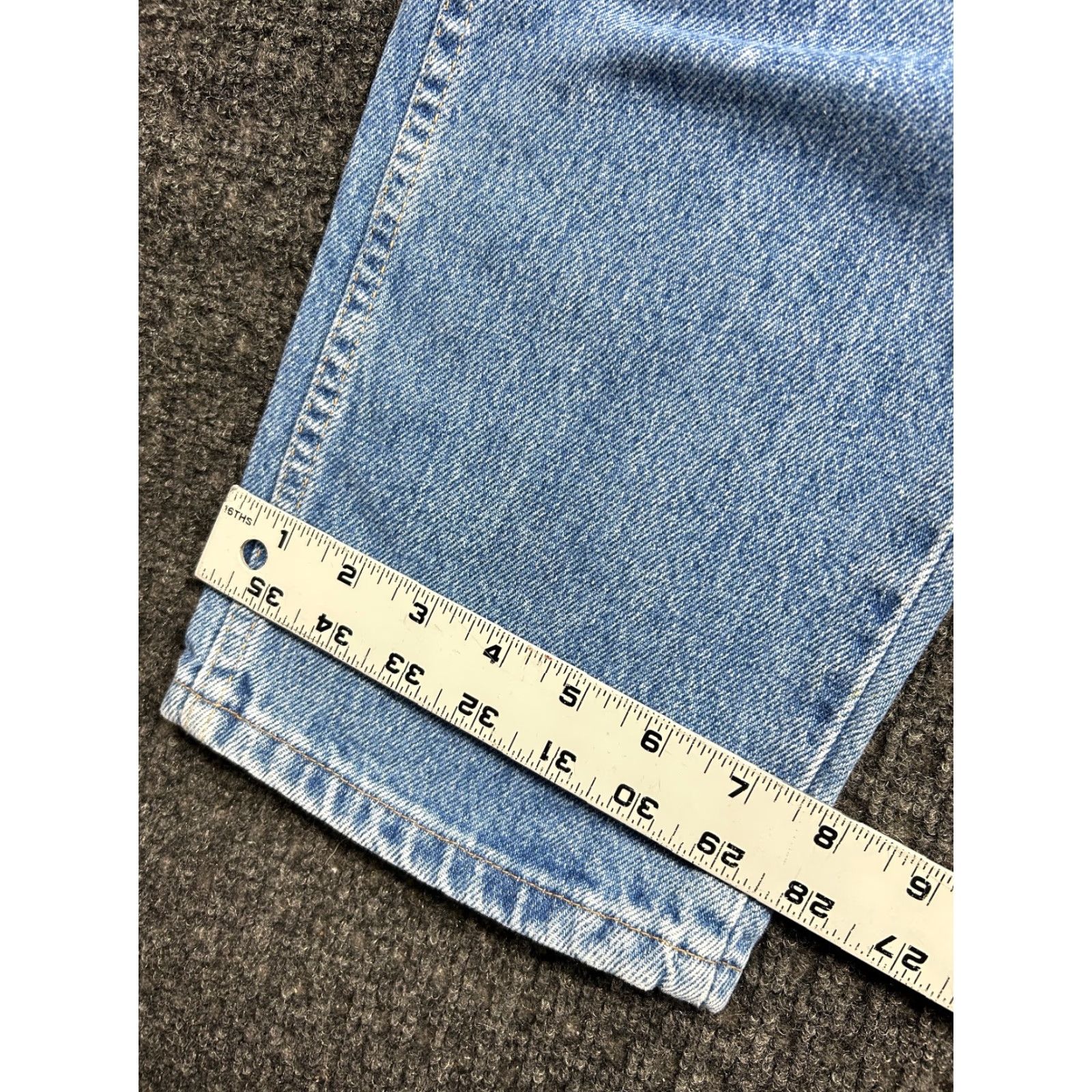 Wrangler VINTAGE Wrangler Jeans Mens 36 x 34 Distressed Workwear Cowboy Cut 90s Light Jeans Mens 36 Blue Cowboy Size US 36 / EU 52 - 7 Thumbnail