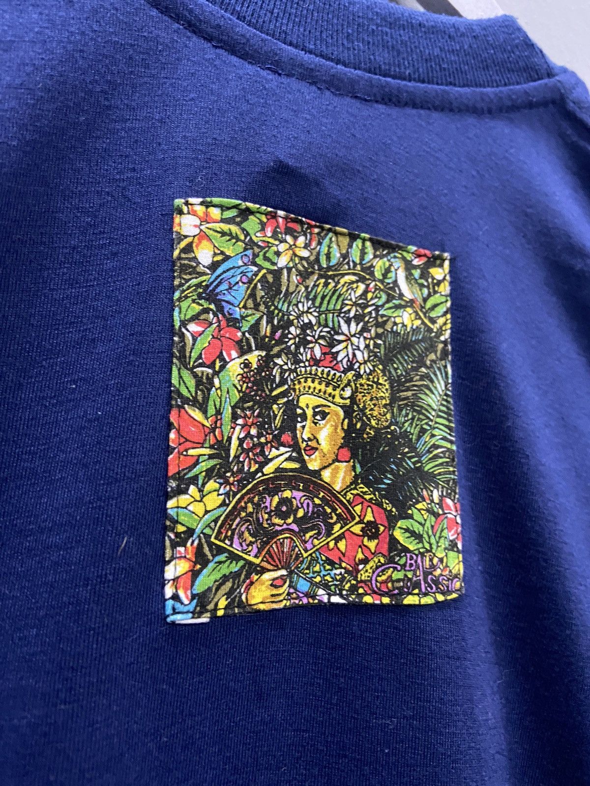 Handmade VINTAGE BALI PRIMITIVE HANDMADE ART SHORT SLEEVE TEE SHIRT Size US L / EU 52-54 / 3 - 9 Thumbnail