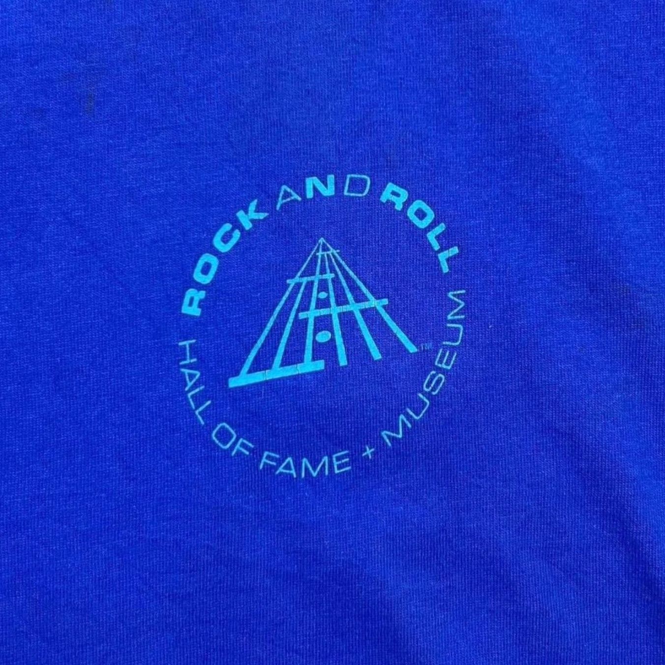 Vintage VINTAGE Cronies Rock And Roll Hall Of Fame "Built 4 Rock" T-Shirt XL Blue Mens Shirt Size US XL / EU 56 / 4 - 4 Thumbnail