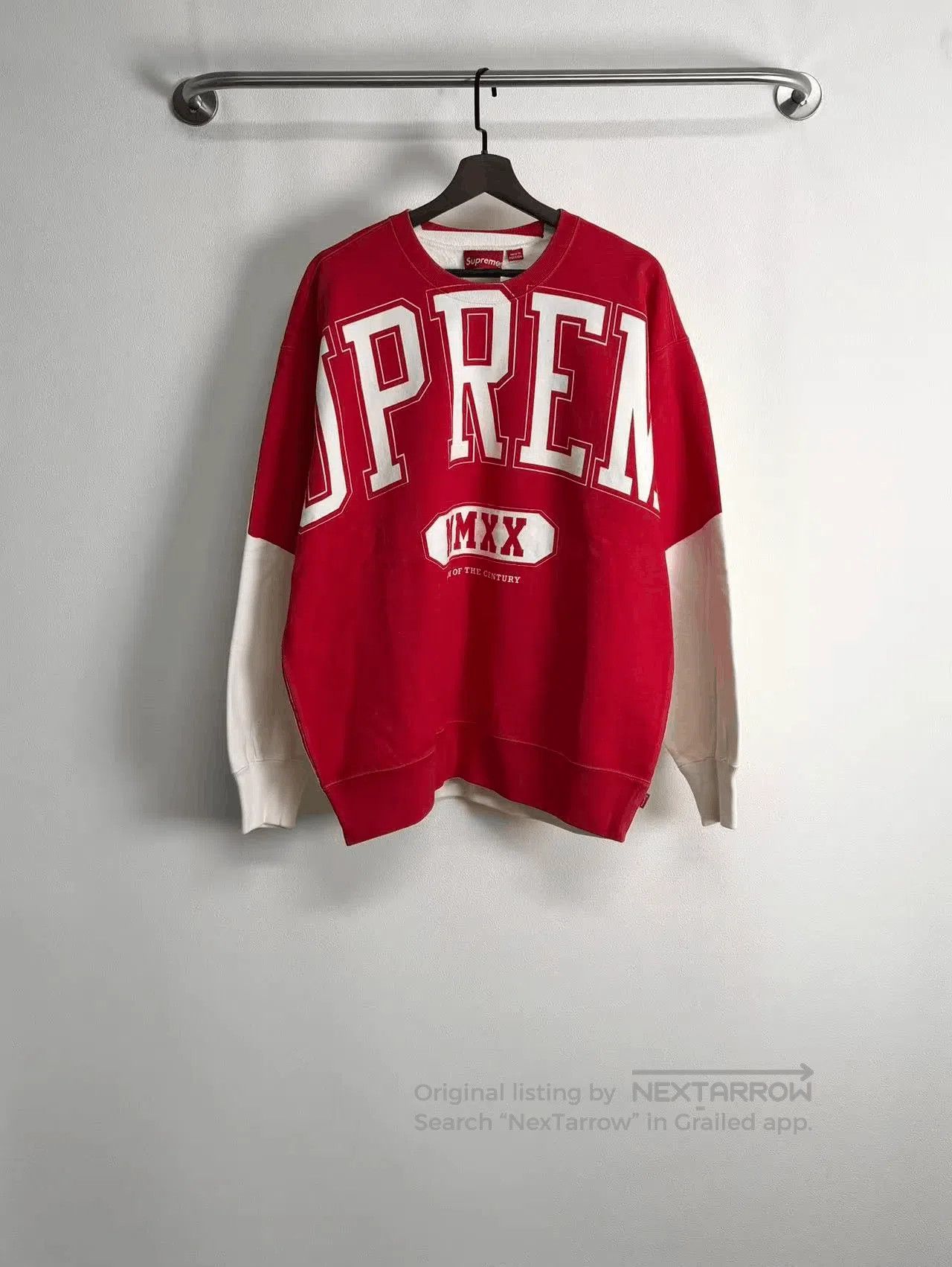 Supreme Supreme Red White Logo Sweatshirt. Size US L / EU 52-54 / 3 - 1 Thumbnail