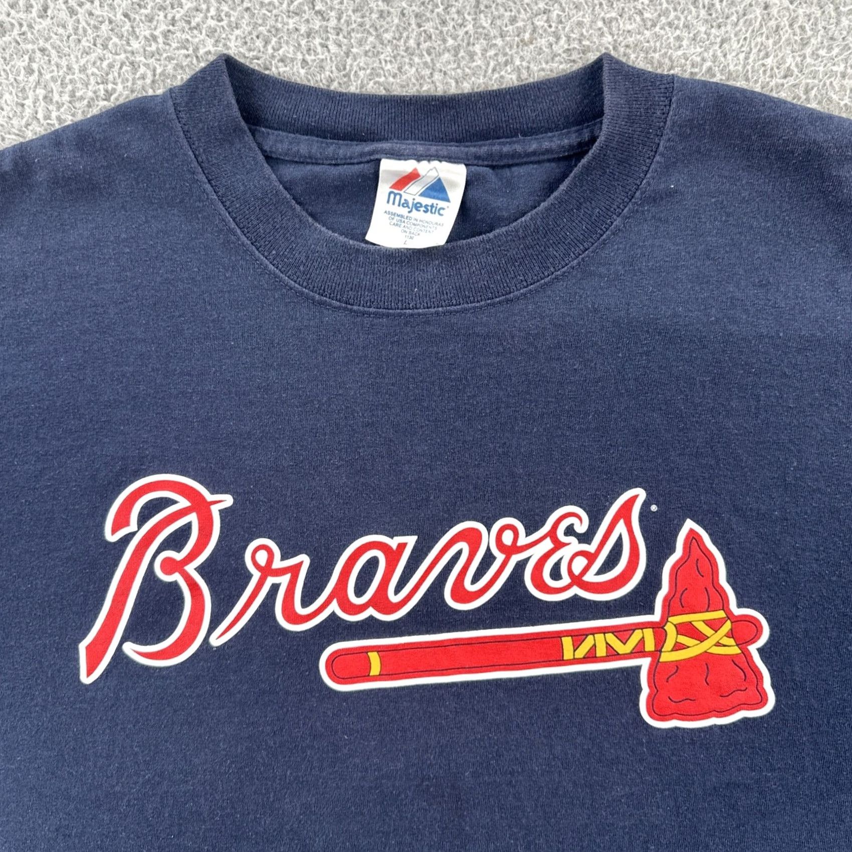 MLB VINTAGE Majestic Mens Large Blue T Shirt Atlanta Braves 25 A. Jones MLB Baseball Shirt Mens 90s Sports USA Size US L / EU 52-54 / 3 - 5 Thumbnail