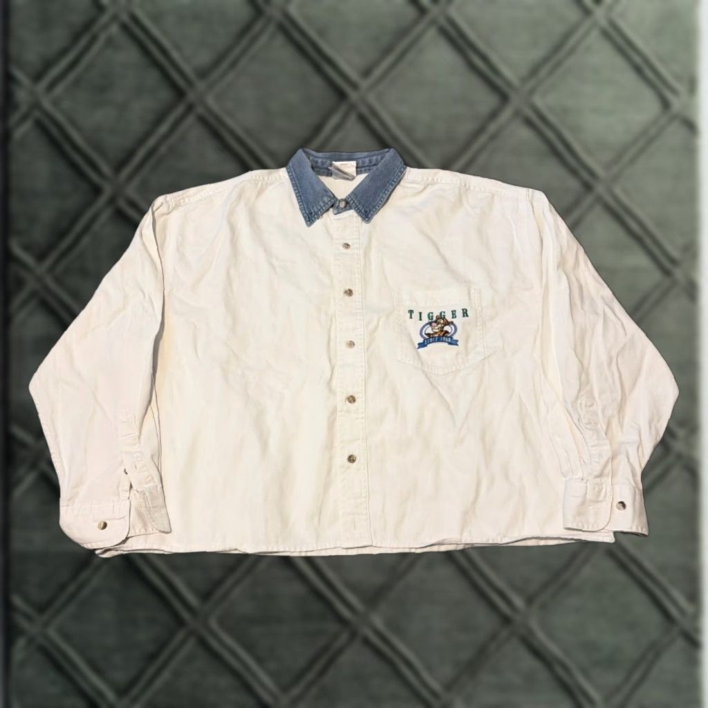 Disney VINTAGE Disney Tigger White Crop Button-Up Top Blouse Denim Collar Large Women Size L / US 10 / IT 46 - 1 Thumbnail