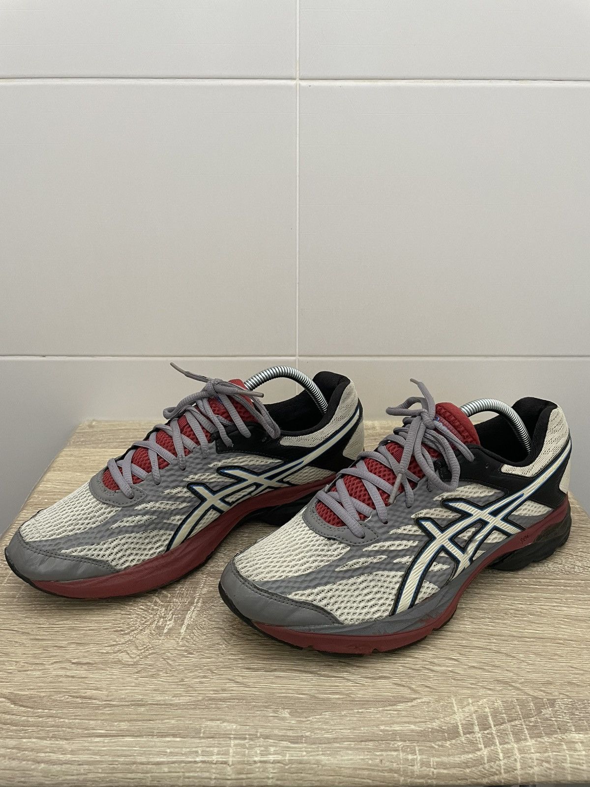 Asics Asics Gel Flux 4 Grey/Red Size US 8 / EU 41 - 4 Thumbnail