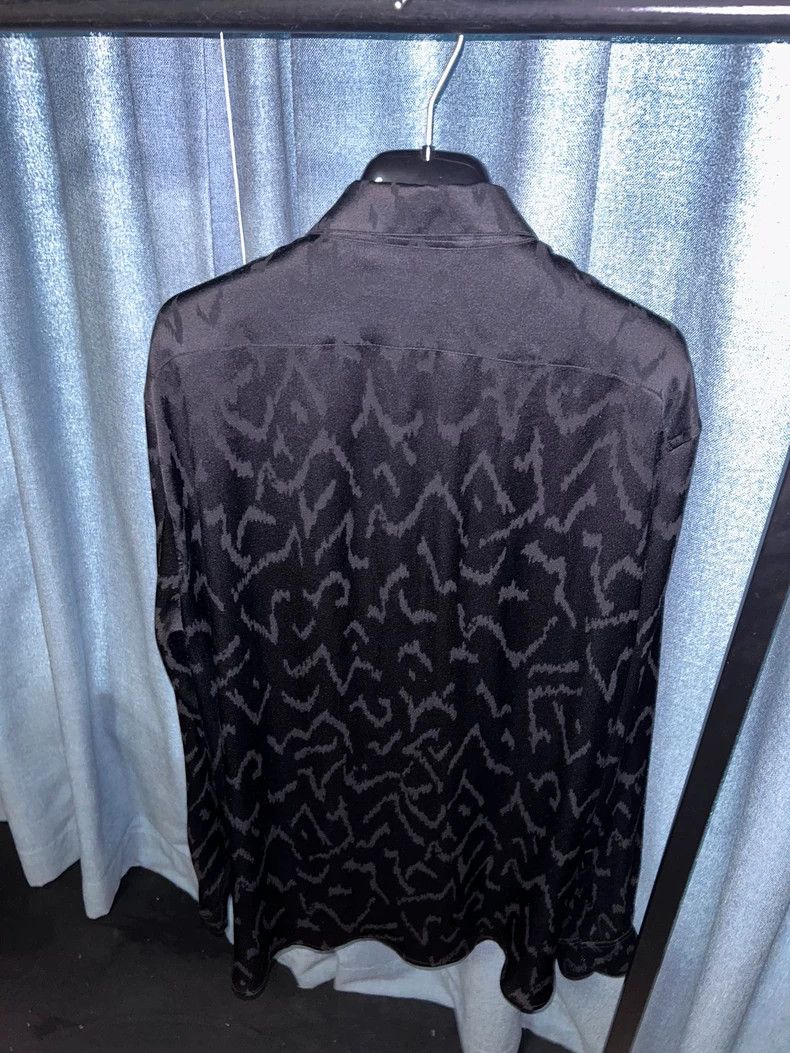 Yves Saint Laurent Saint laurent 23 SS Matte Glossy Abstract Heart Shirt 2503- Size US XXS / EU 40 - 2 Thumbnail