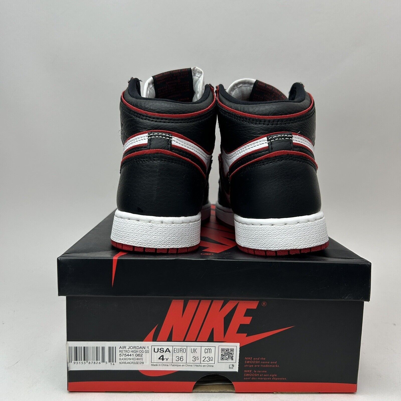 Nike Nike Shoes Air Jordan 1 Retro High OG BG “Bloodline” 2023 Size US 5.5 / IT 35.5 - 5 Thumbnail