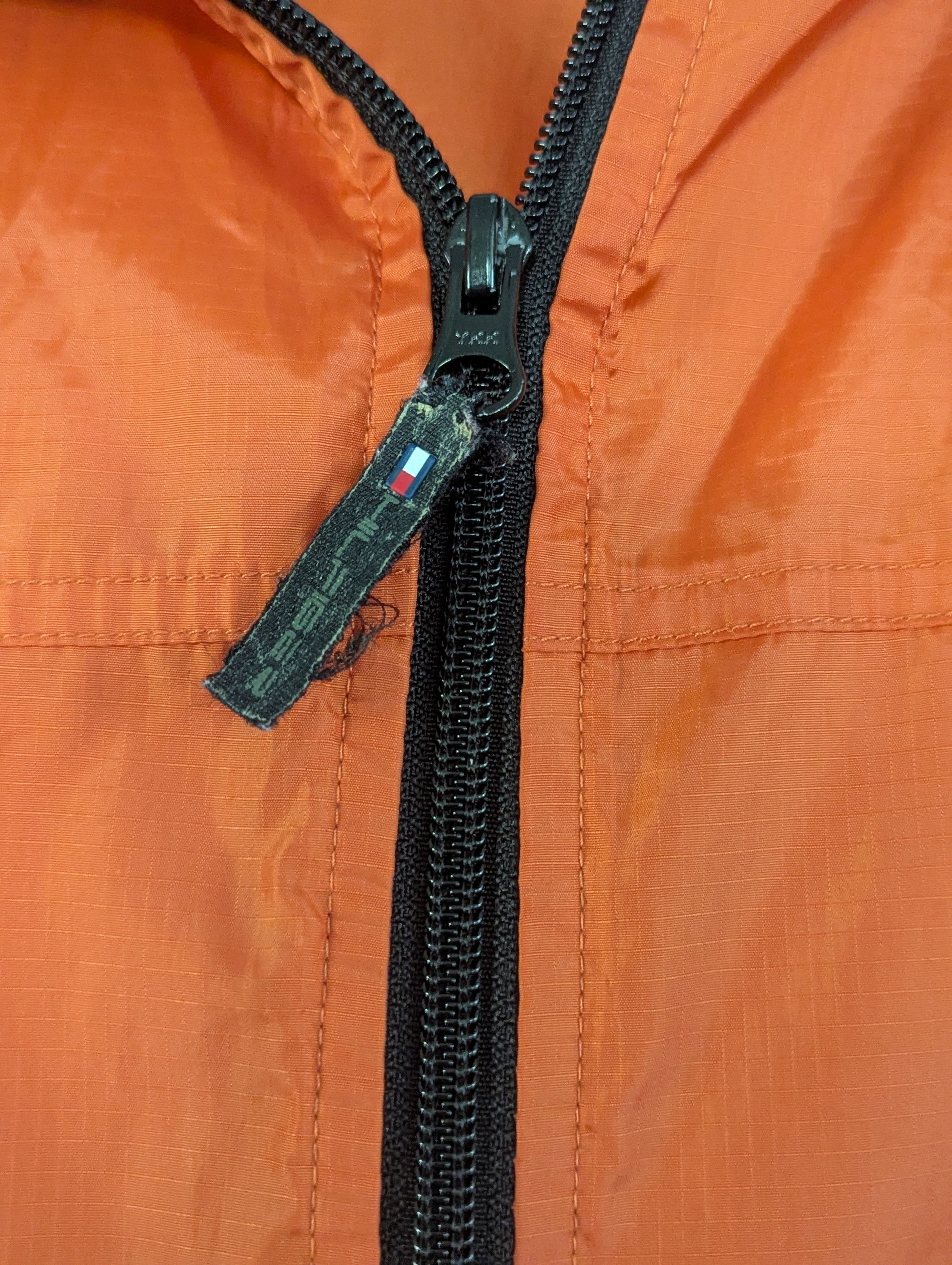 Tommy Hilfiger Tommy Hilfiger Orange Y2K Windbreaker Jacket Large Vintage Size US L / EU 52-54 / 3 - 4 Thumbnail