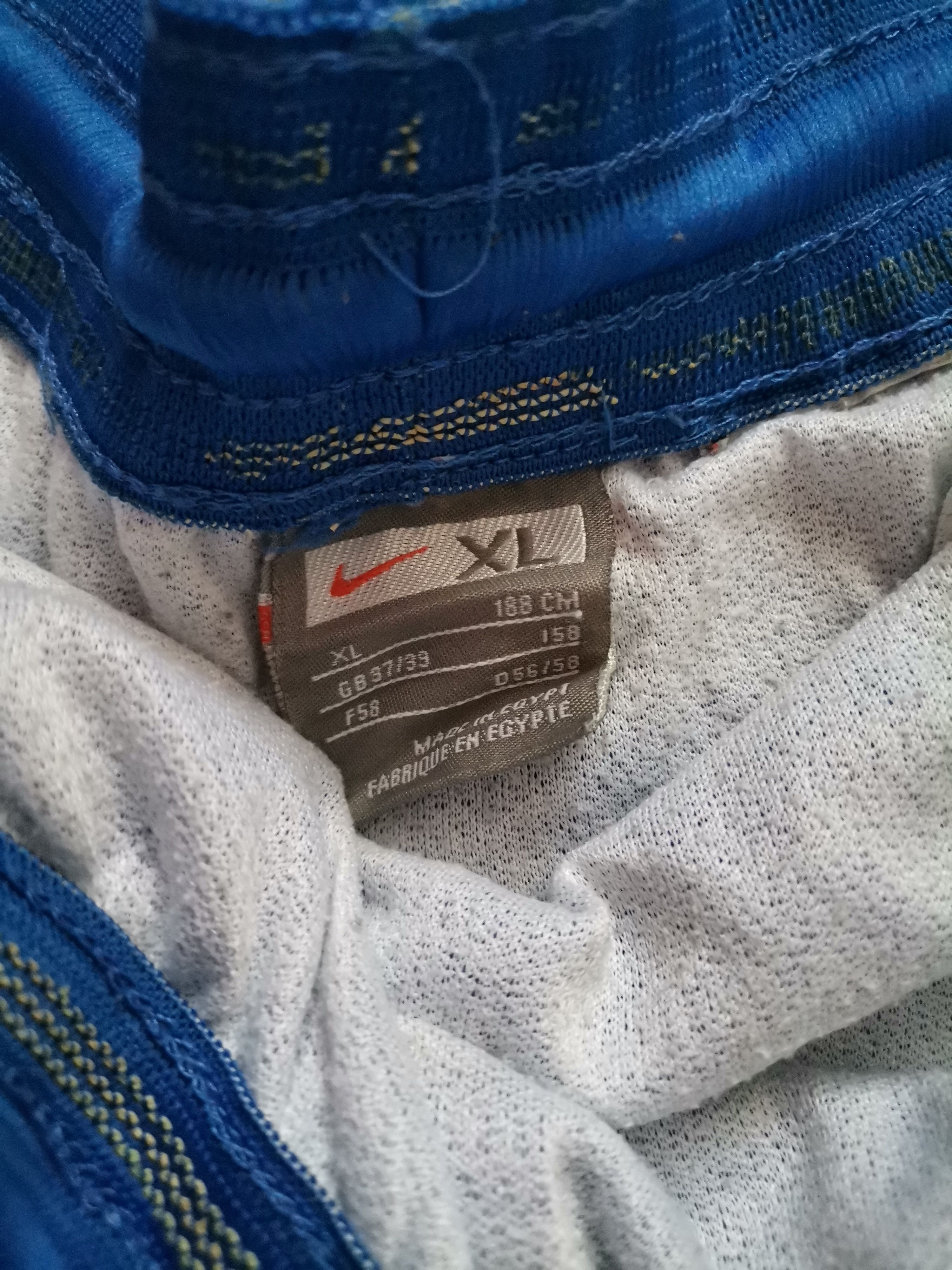 Nike Vintage Nike Shorts Size US 34 / EU 50 - 2 Thumbnail
