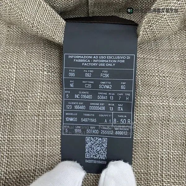 Ermenegildo Zegna Zegna Men's Classic Lapel Single. Size US M / EU 48-50 / 2 - 7 Thumbnail