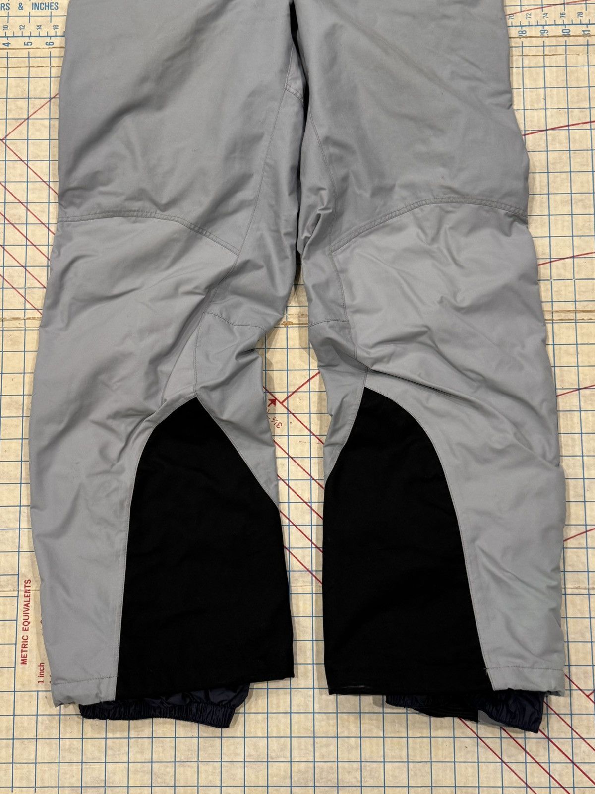 Patagonia Vintage Patagonia Ski Snow Pants Light Grey Men Size 36 F00 Size US 36 / EU 52 - 5 Thumbnail