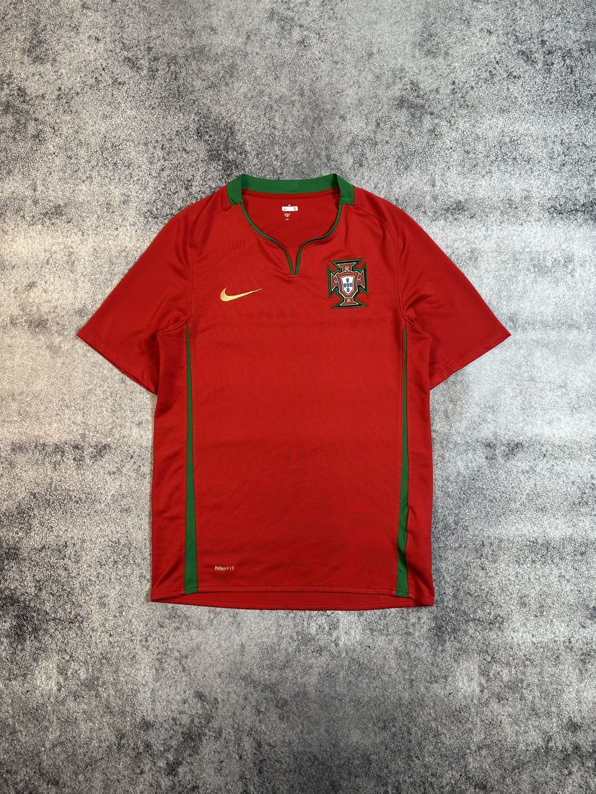 Nike Vintage Nike Portugal Soccer Jersey Blokecore Rare USA Style Size US S / EU 44-46 / 1 - 1 Thumbnail
