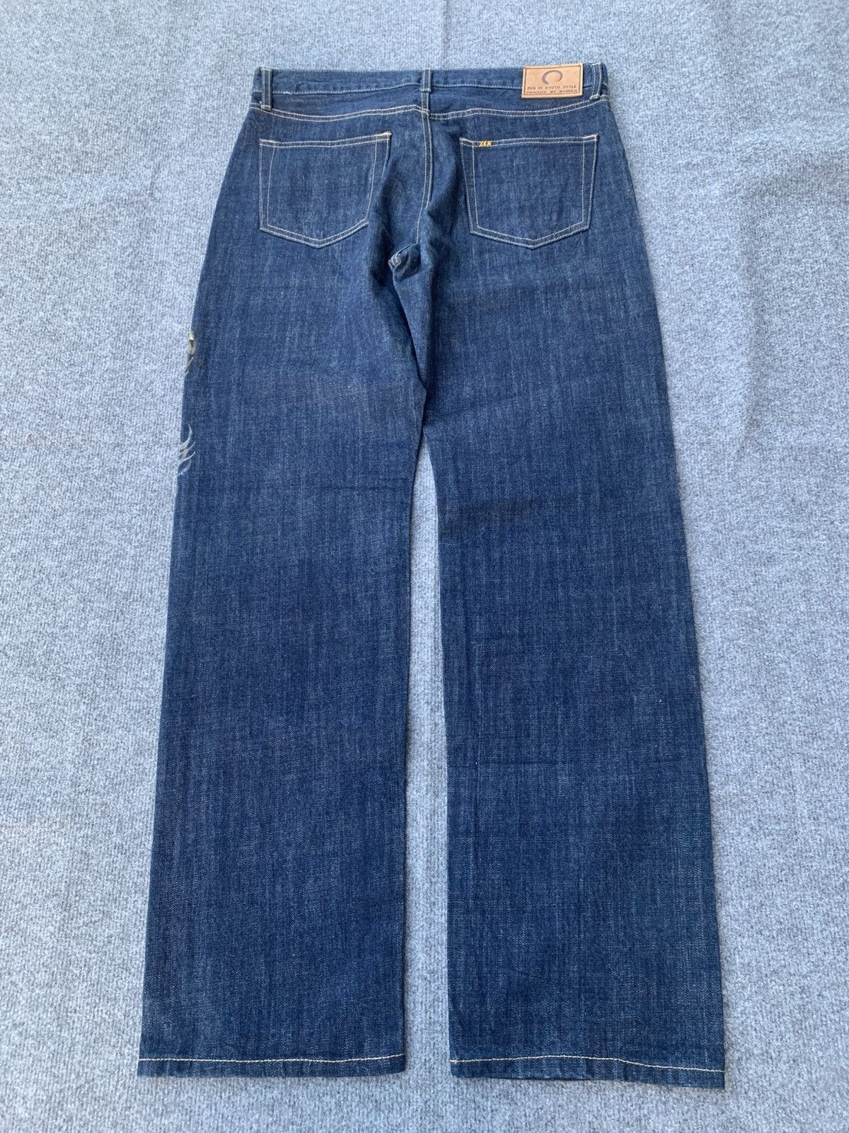 Karakuri Tamashii Dragon jeans Zen is Kyoto like karakuri tamashi style. Size US 34 / EU 50 - 2 Thumbnail