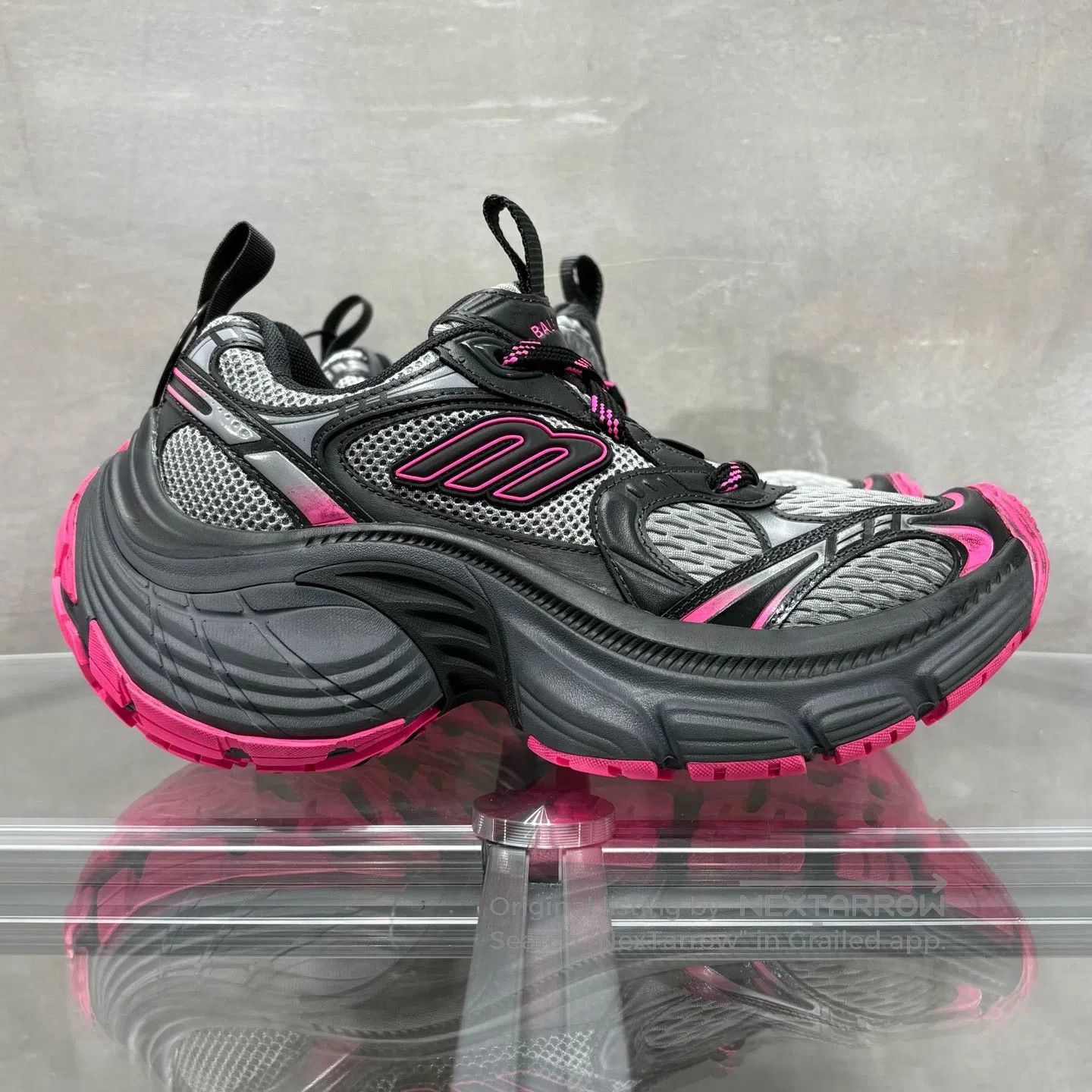 Balenciaga Balenciaga Thick-soled dad shoes in black and pink Size US 4.5 / IT 34.5 - 4 Thumbnail
