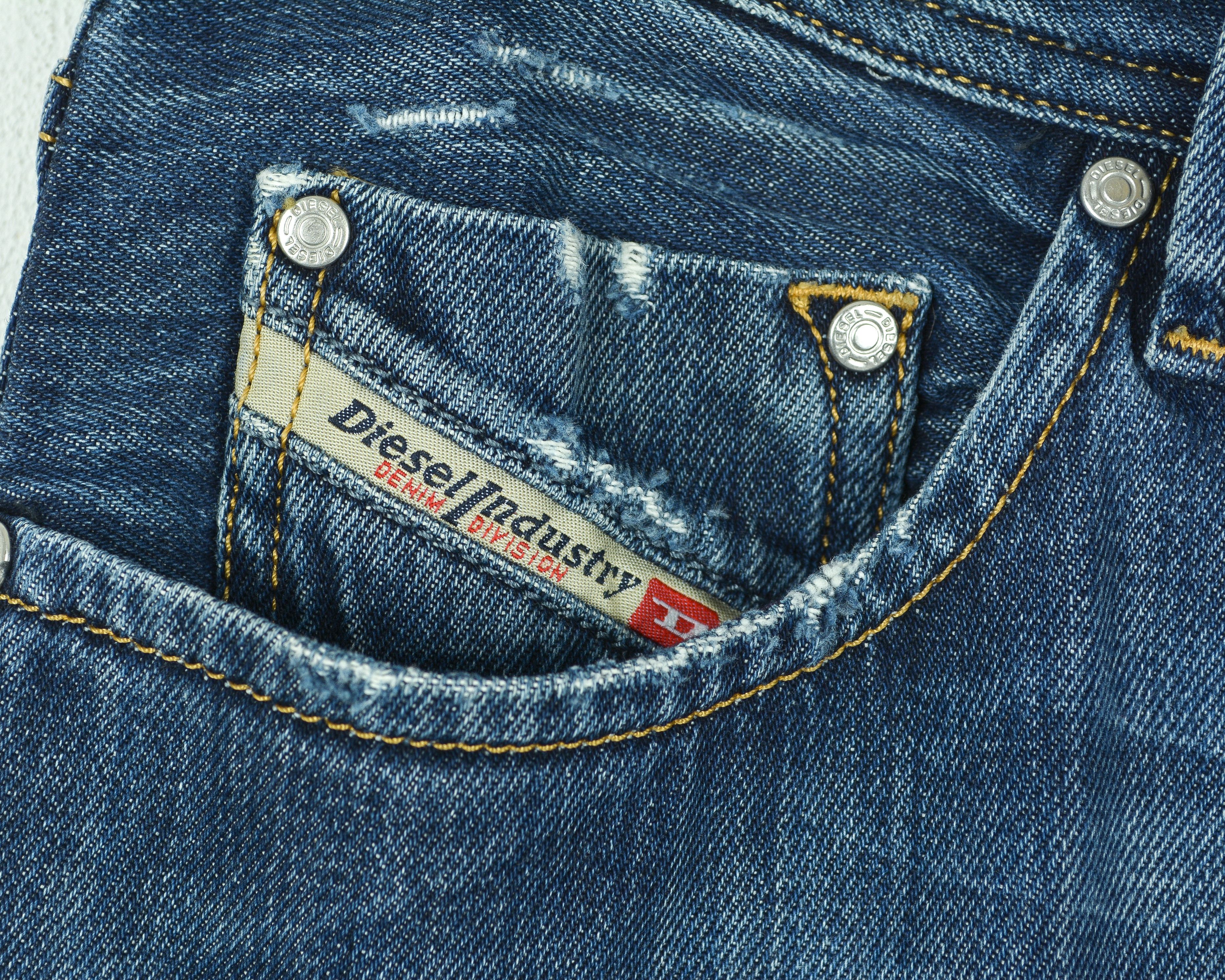 Diesel Larkee Mens W32 L30 Reg Straight Jeans Denim Pants Trousers Size US 32 / EU 48 - 3 Thumbnail