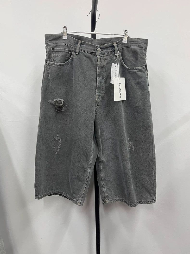 Acne Studios acne studios Solid-colored ripped capri jeans 2506-Nextarro Size US 33 - 1 Thumbnail