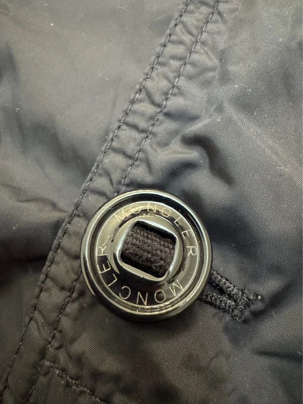 Moncler Moncler Aix Giacca Lightweight Navy Nylon Jacket Buttons 3 M Size US M / EU 48-50 / 2 - 7 Thumbnail