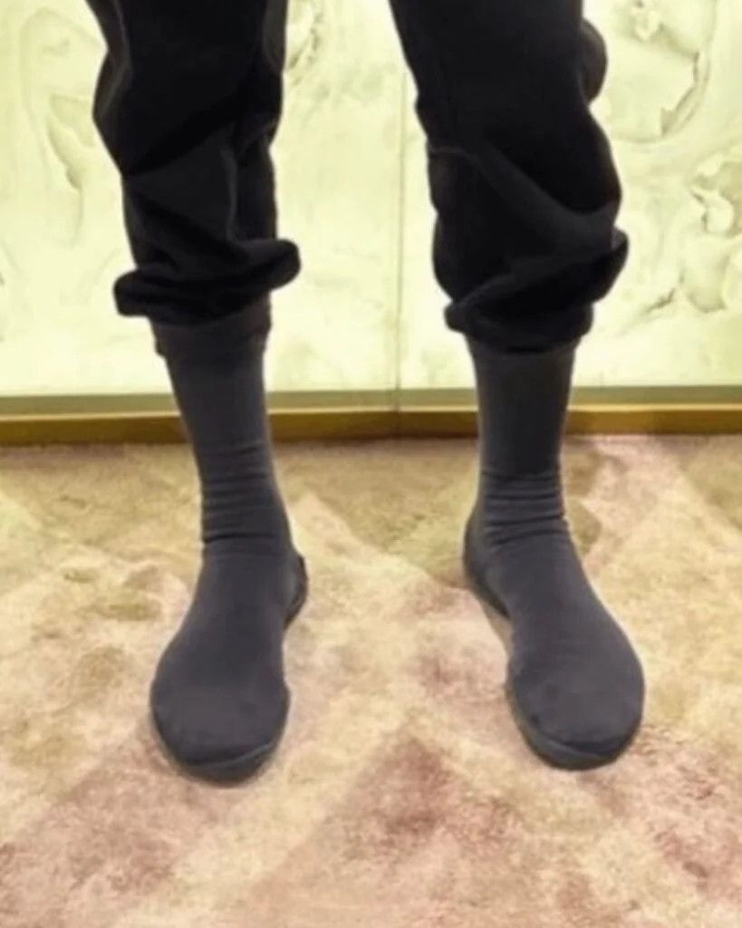 YZY Pods Shoes Yeezy Kanye West Ye knit sock sneaker