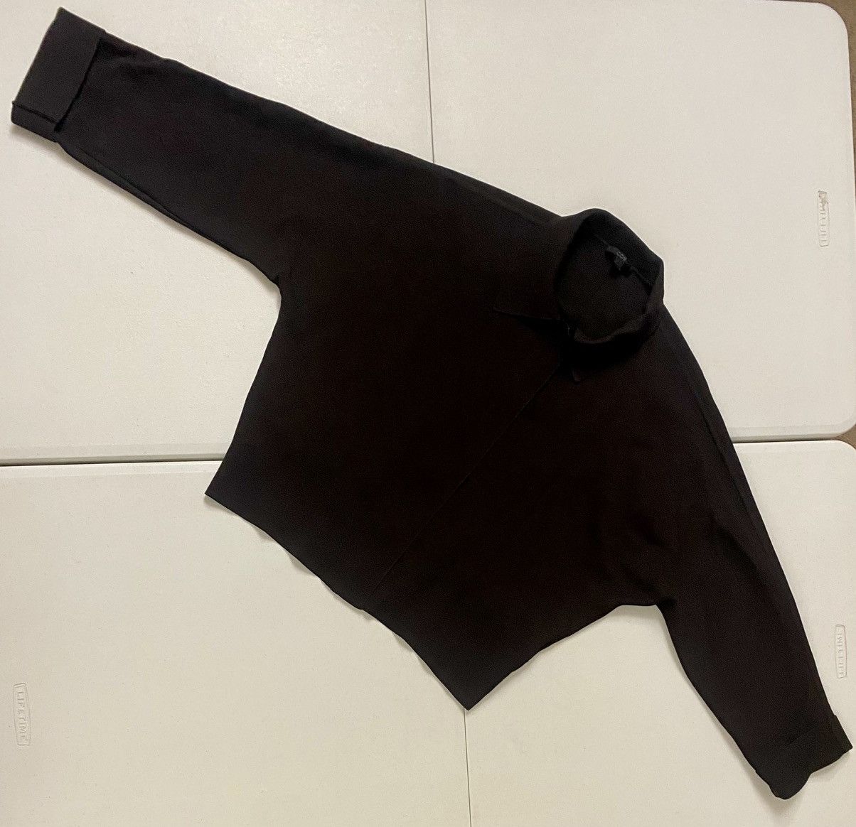 Cos COS Dark Brown Cropped Oversized Scrunched Back Cardigan L Size L / US 10 / IT 46 - 1 Thumbnail