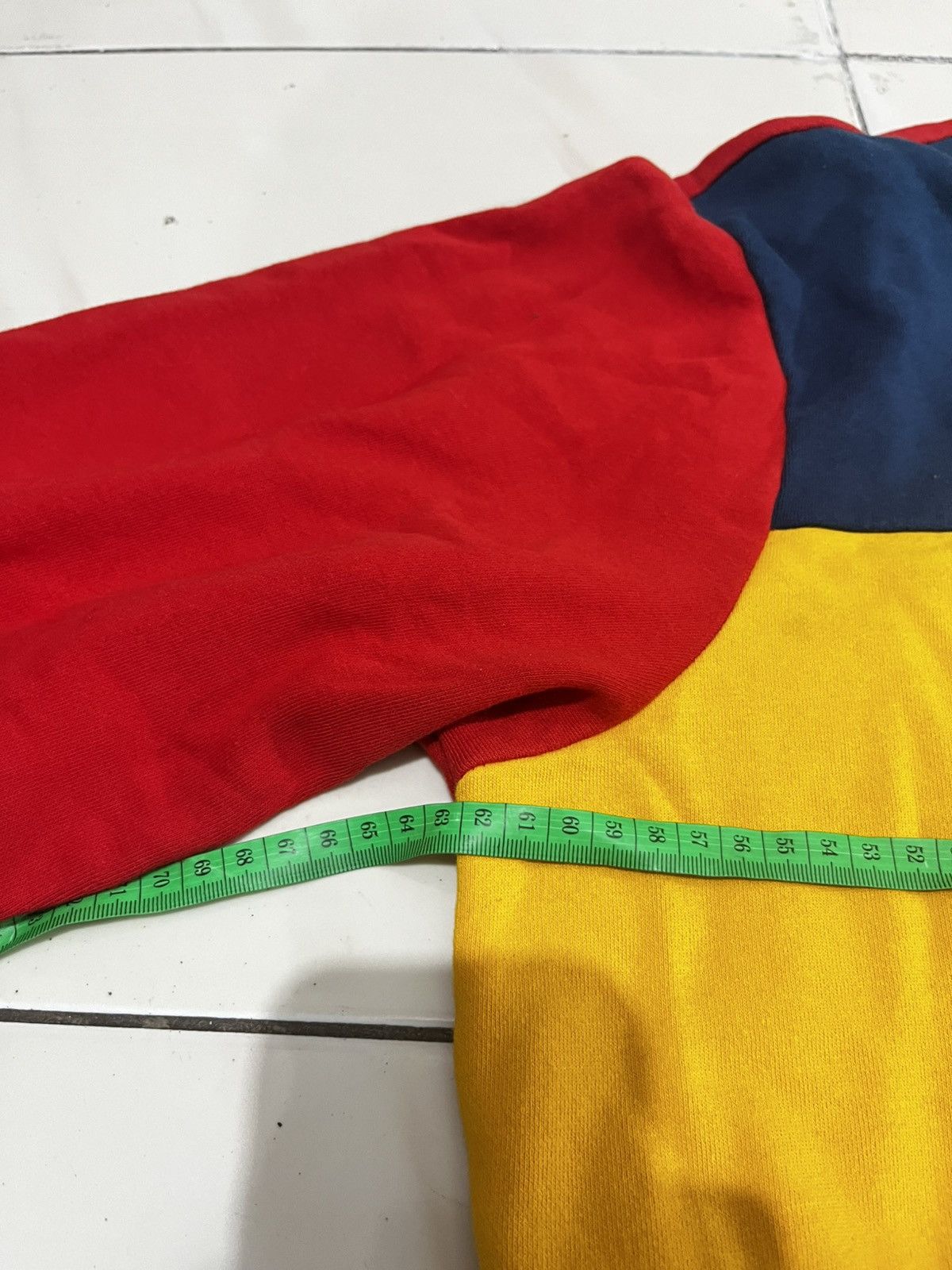 Guess × J Balvin GUESS x J BALVIN SWEATSHIRT MULTICOLOR Size US L / EU 52-54 / 3 - 7 Thumbnail