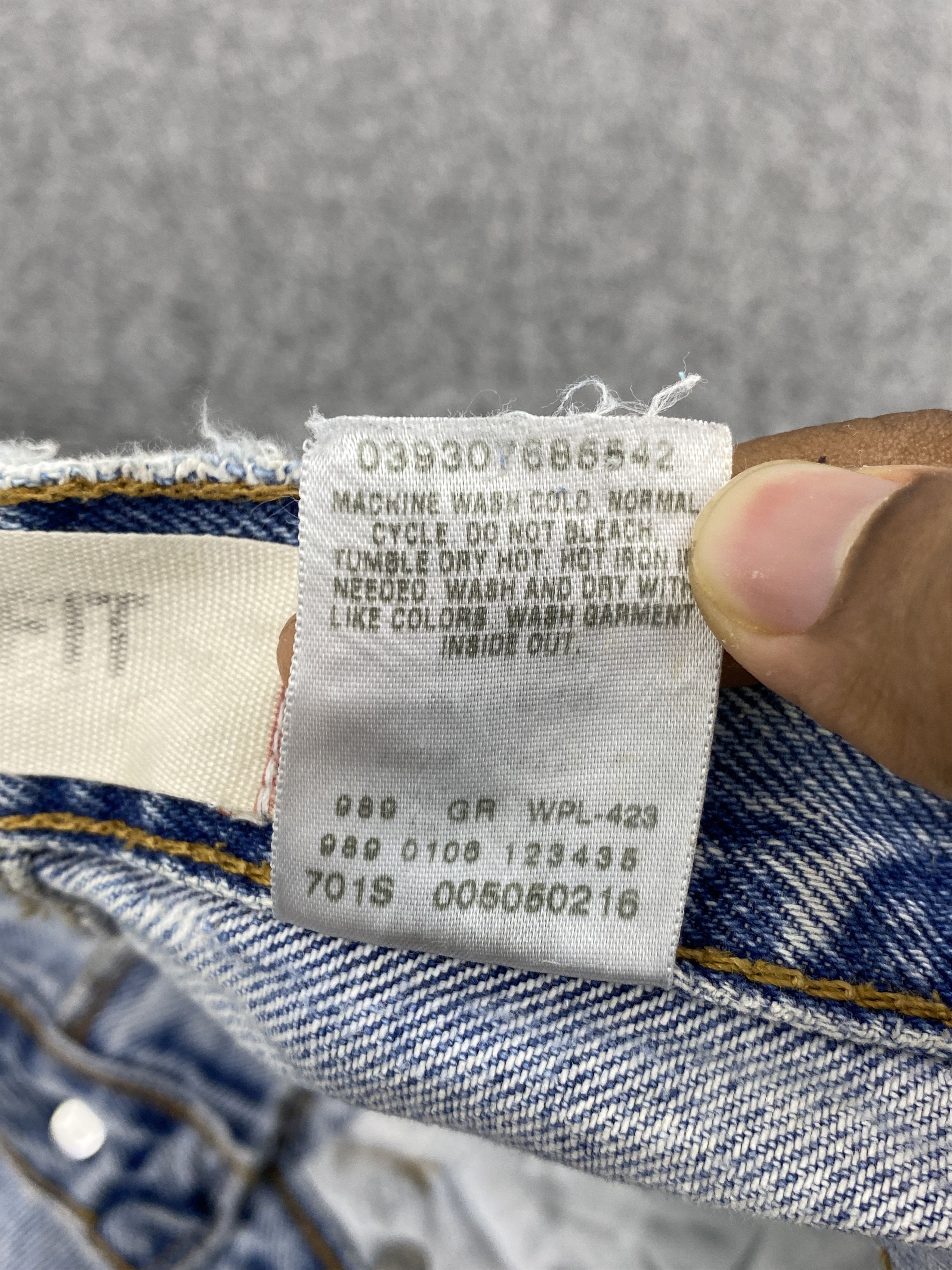 Levi's Distressed Faded Blue Vintage Levi's 505 Jeans DP2688 Size US 30 / EU 46 - 8 Thumbnail