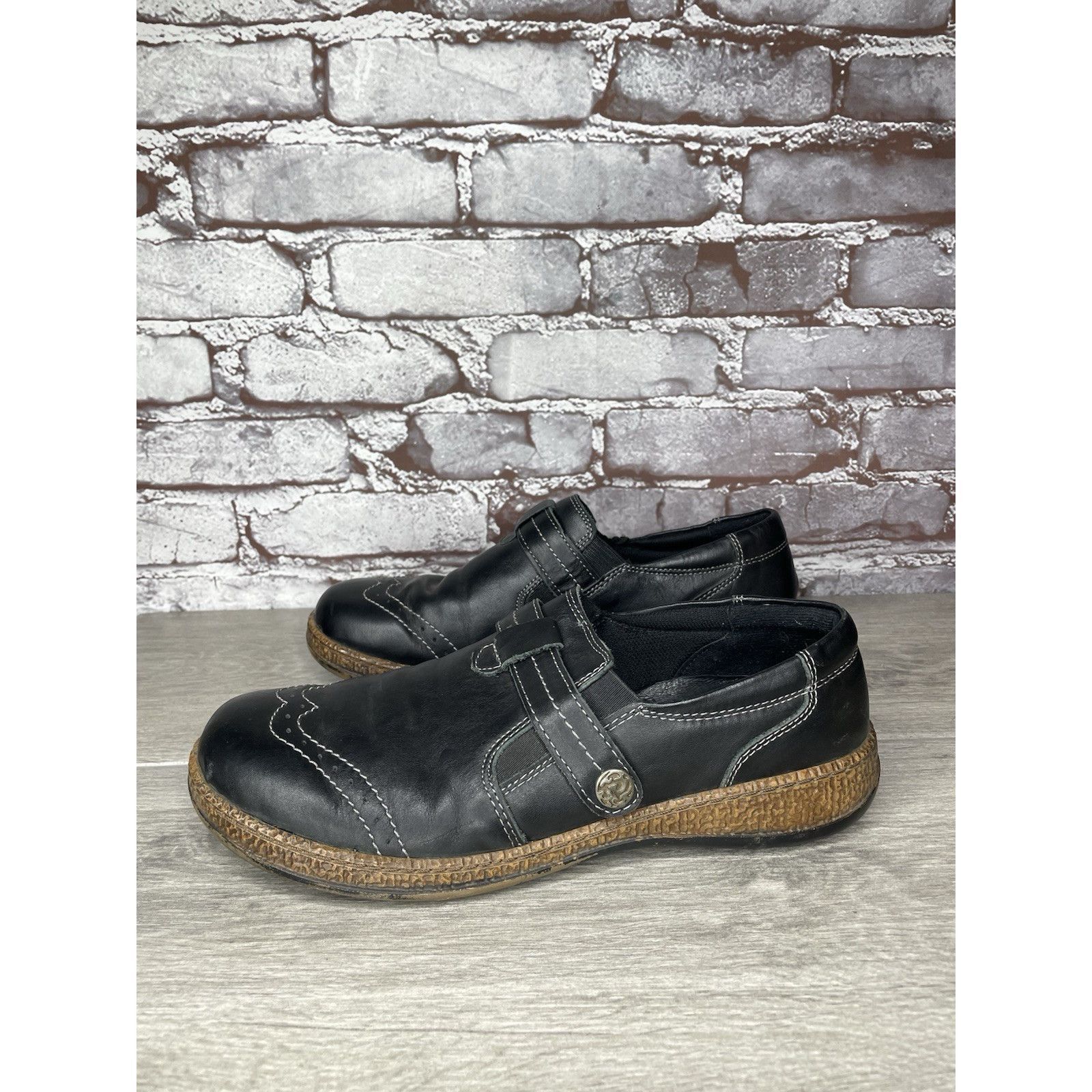 Spring Court Spring Step Black Leather Wingtip Button Strap Clogs Shoes W Size US 11 / IT 41 - 13 Thumbnail