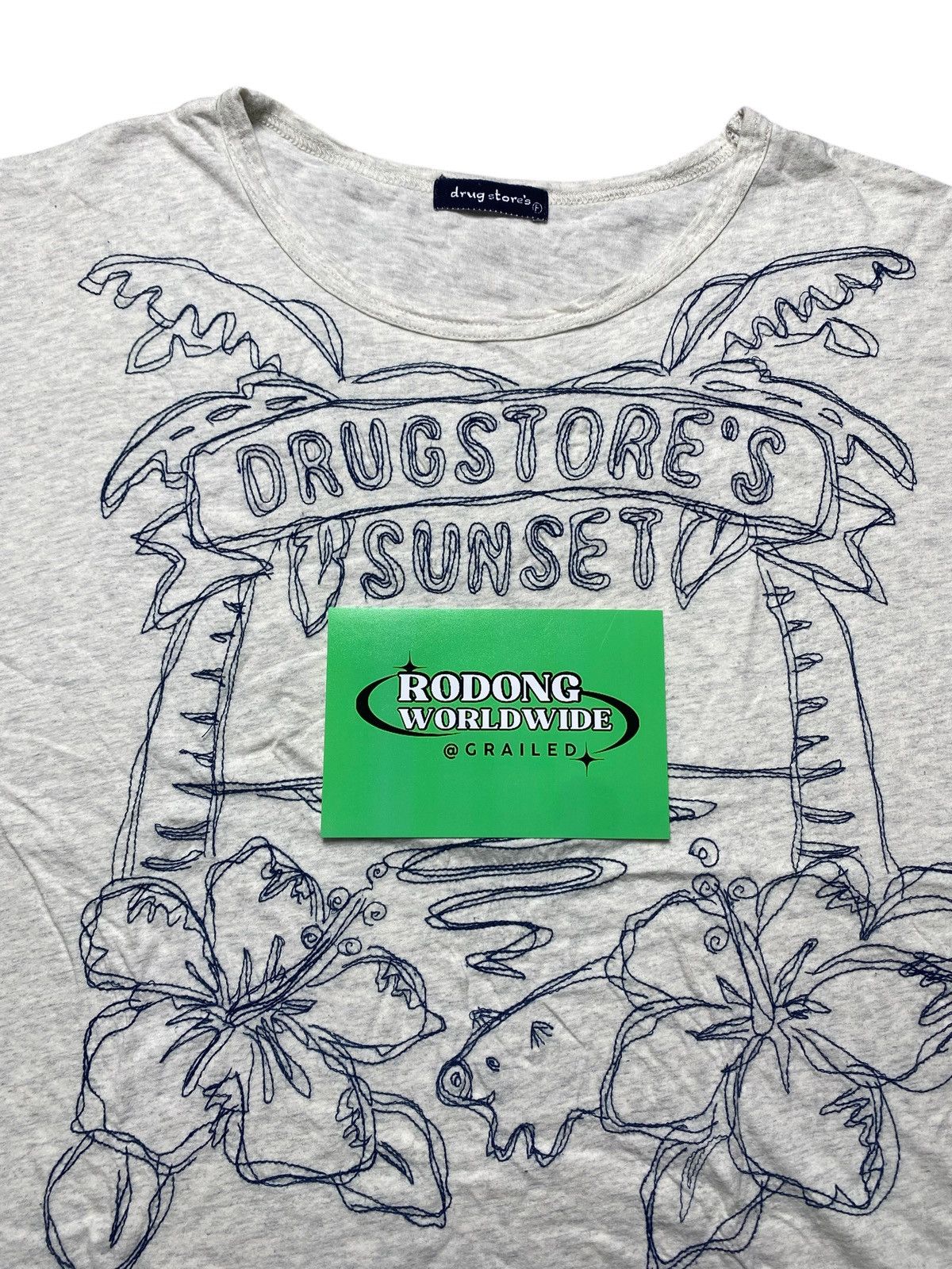 Japanese Brand VINTAGE DRUG STORE SUNSET TSHIRT Size US XL / EU 56 / 4 - 3 Thumbnail