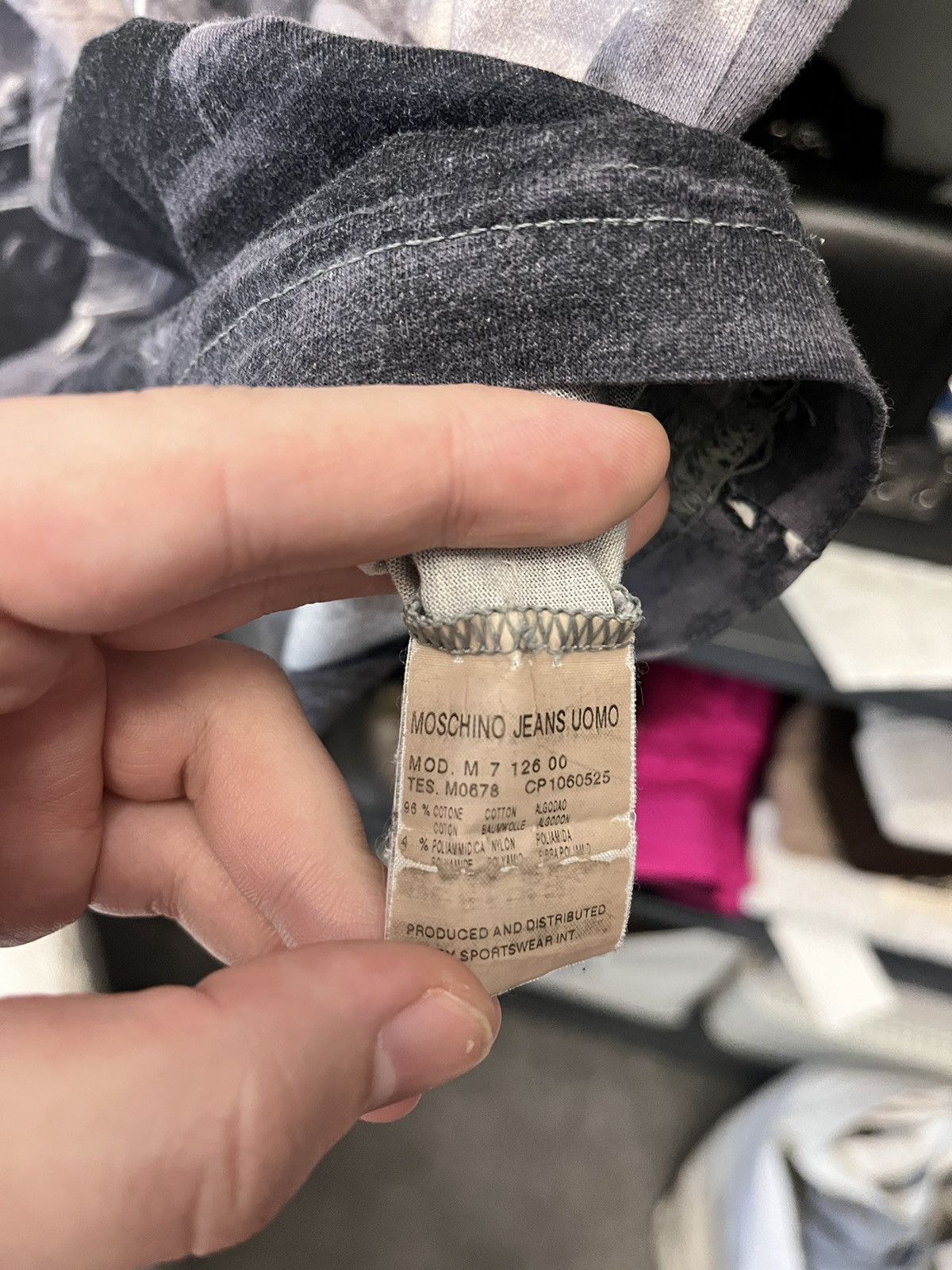 Moschino Vintage Moschino AOP T-shirt Size US M / EU 48-50 / 2 - 6 Thumbnail