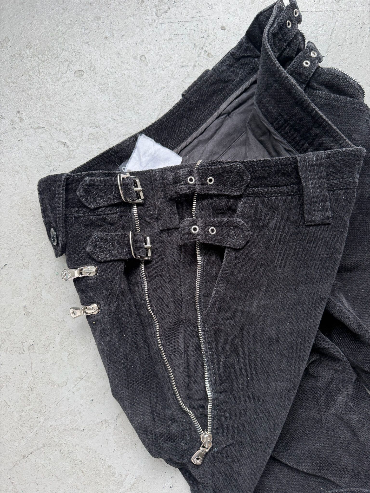 Dolce & Gabbana Dolce & Gabbana Corduroy Buckle Trousers Size US 32 / EU 48 - 6 Thumbnail