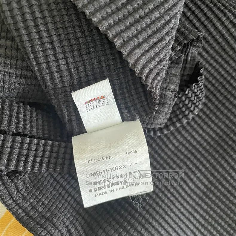 Issey Miyake Issey Miyake size:one size Black Top Size XXS / US 00 / IT 34 - 4 Thumbnail