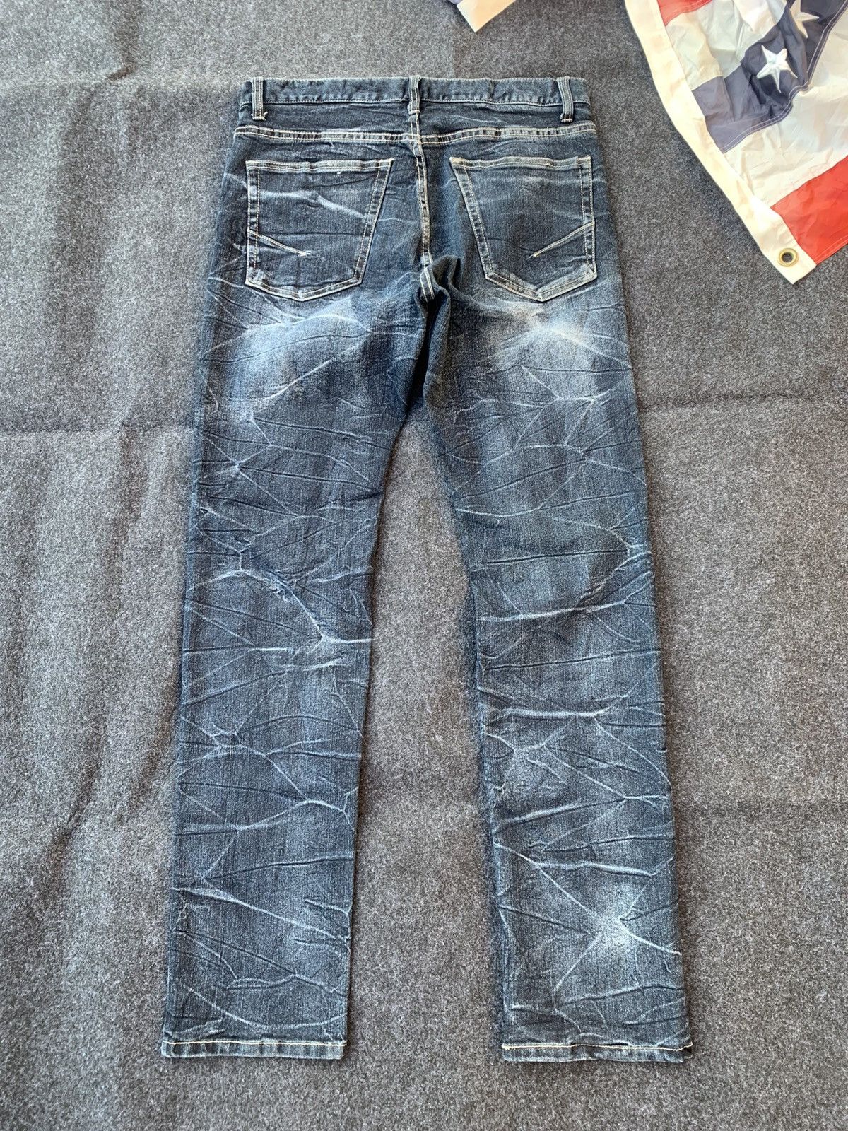 14th Addiction Vintage Avail mode lightning design. Size US 31 - 2 Thumbnail