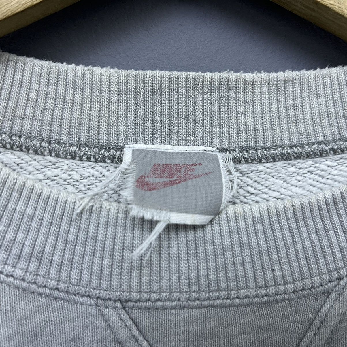Nike Vintage Nike Air Jordan Sweatshirt Size US L / EU 52-54 / 3 - 7 Thumbnail