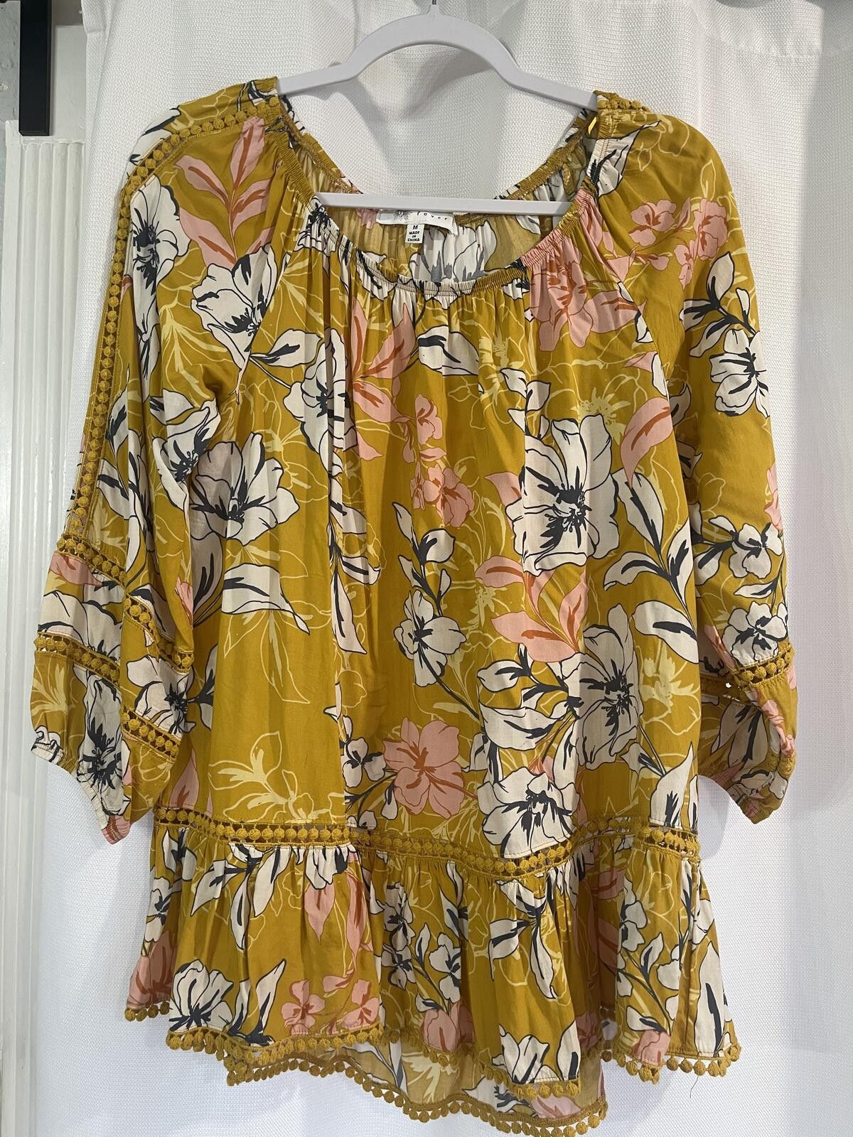 Federico Curradi Fever Women's Floral Print Blouse, Size M Size M / US 6-8 / IT 42-44 - 1 Thumbnail